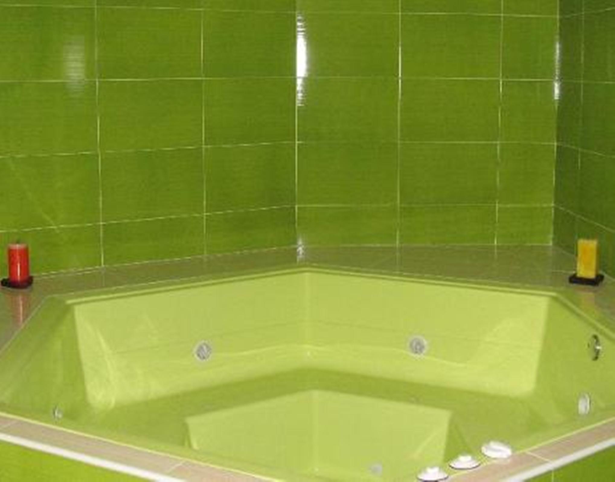 Baño Apartahotel Vincent Suites