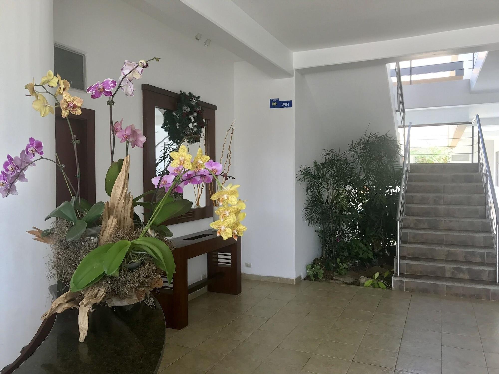 Vista Lobby Hotel El Marinero