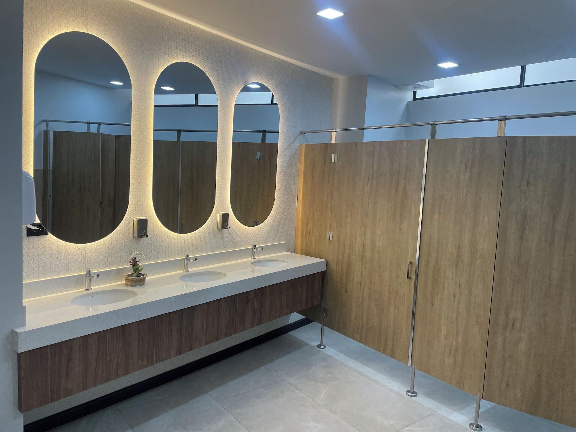 Equipamiento de Habitación Universitario Hotel