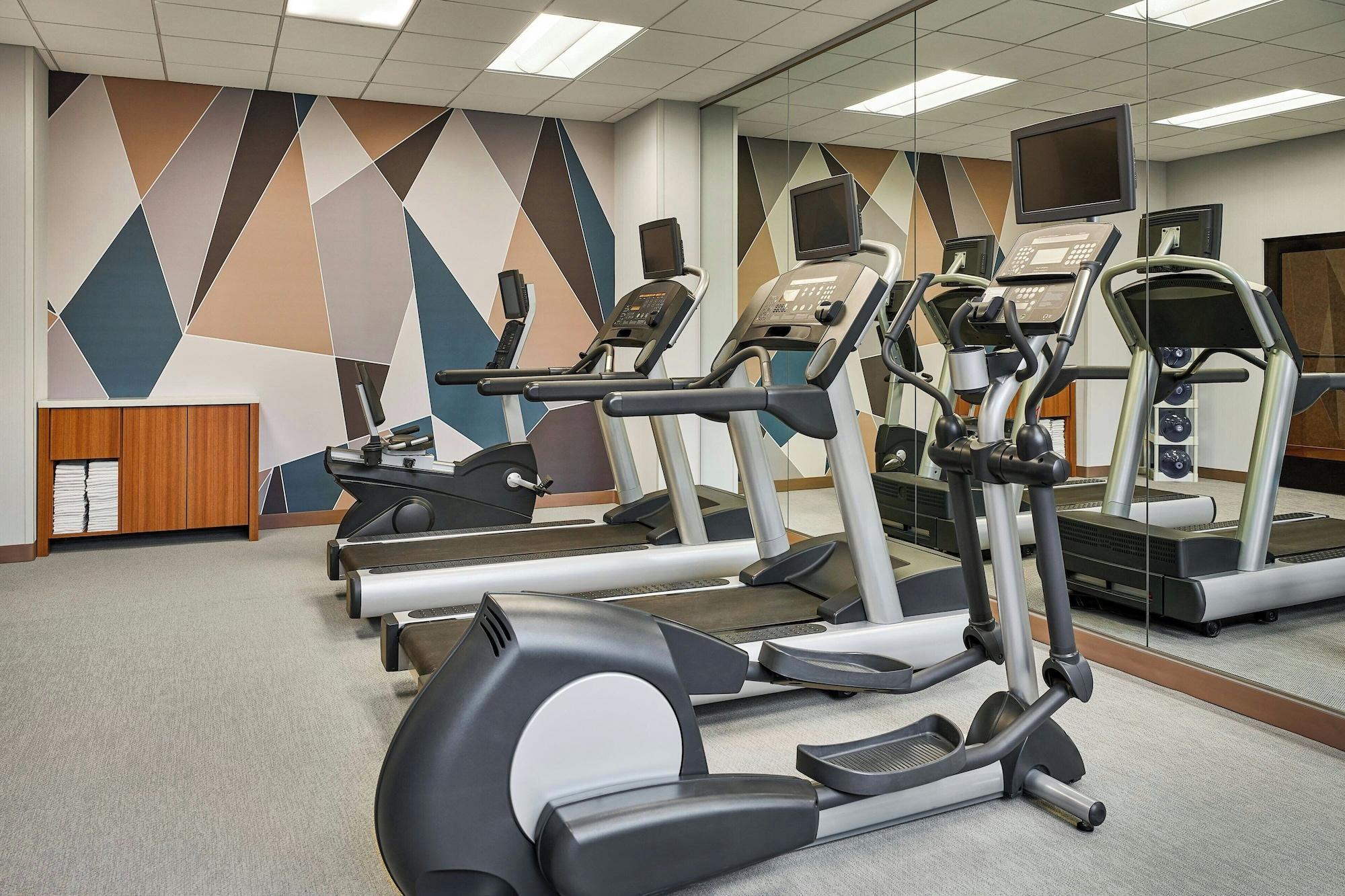 Gimnasio SpringHill Suites by Marriott Deadwood