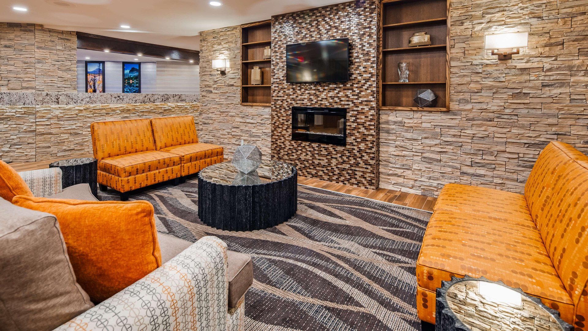 Vista Lobby Best Western Plus Country Meadows Inn