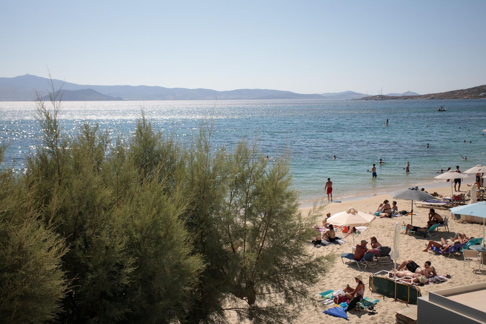 Playa Iria Beach art hotel