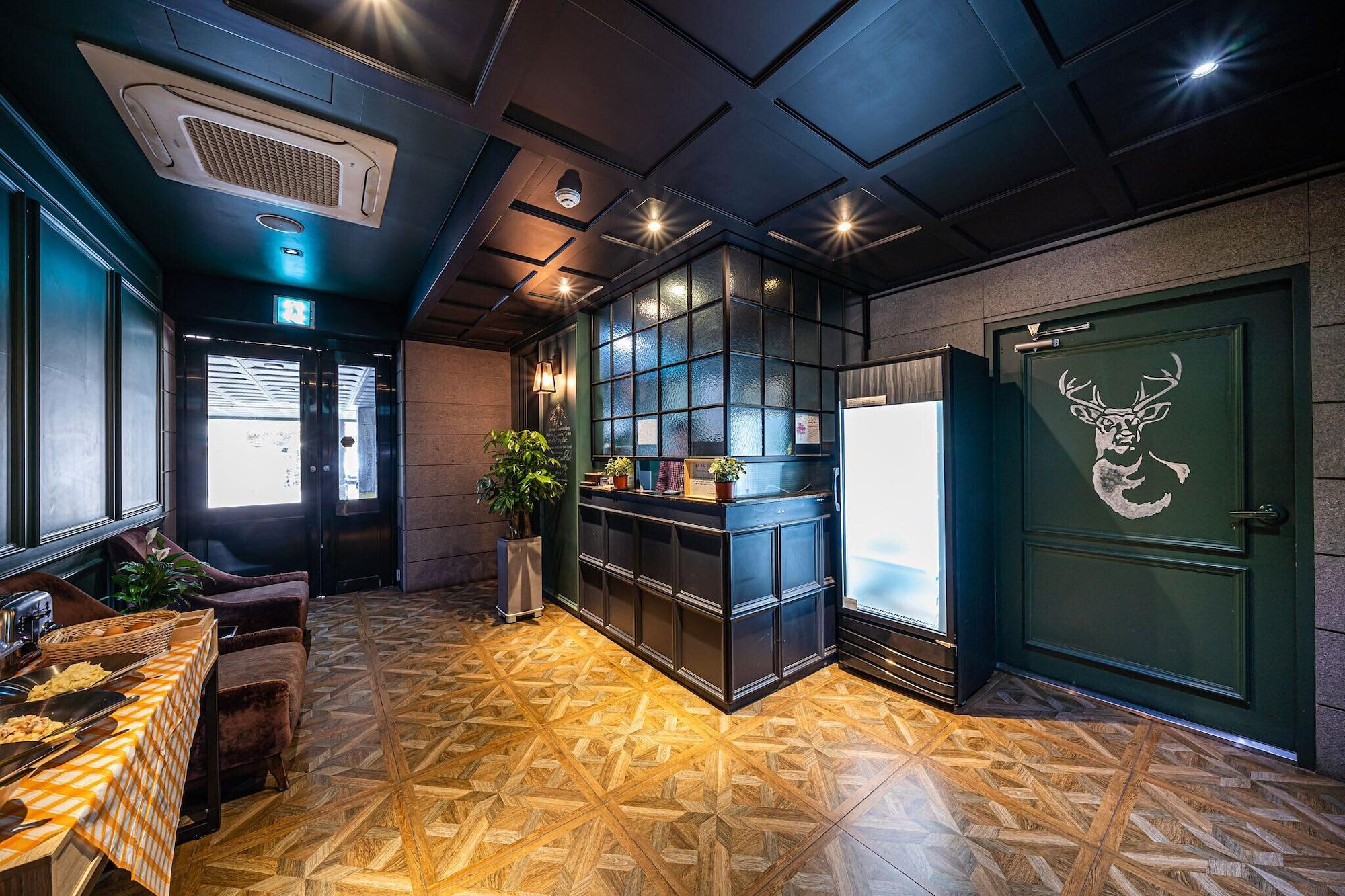 Vista Lobby Hotel Myeongjak