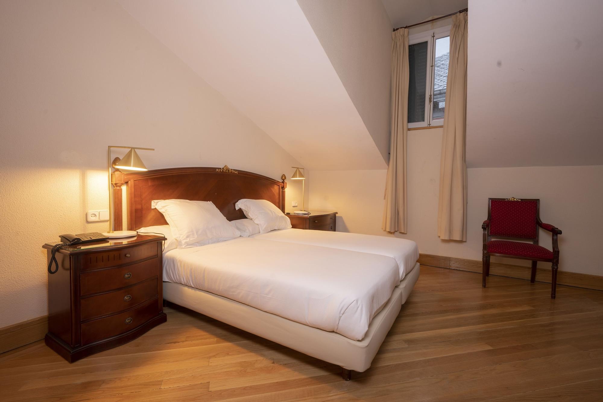 Habitación Hotel Miranda & Suizo