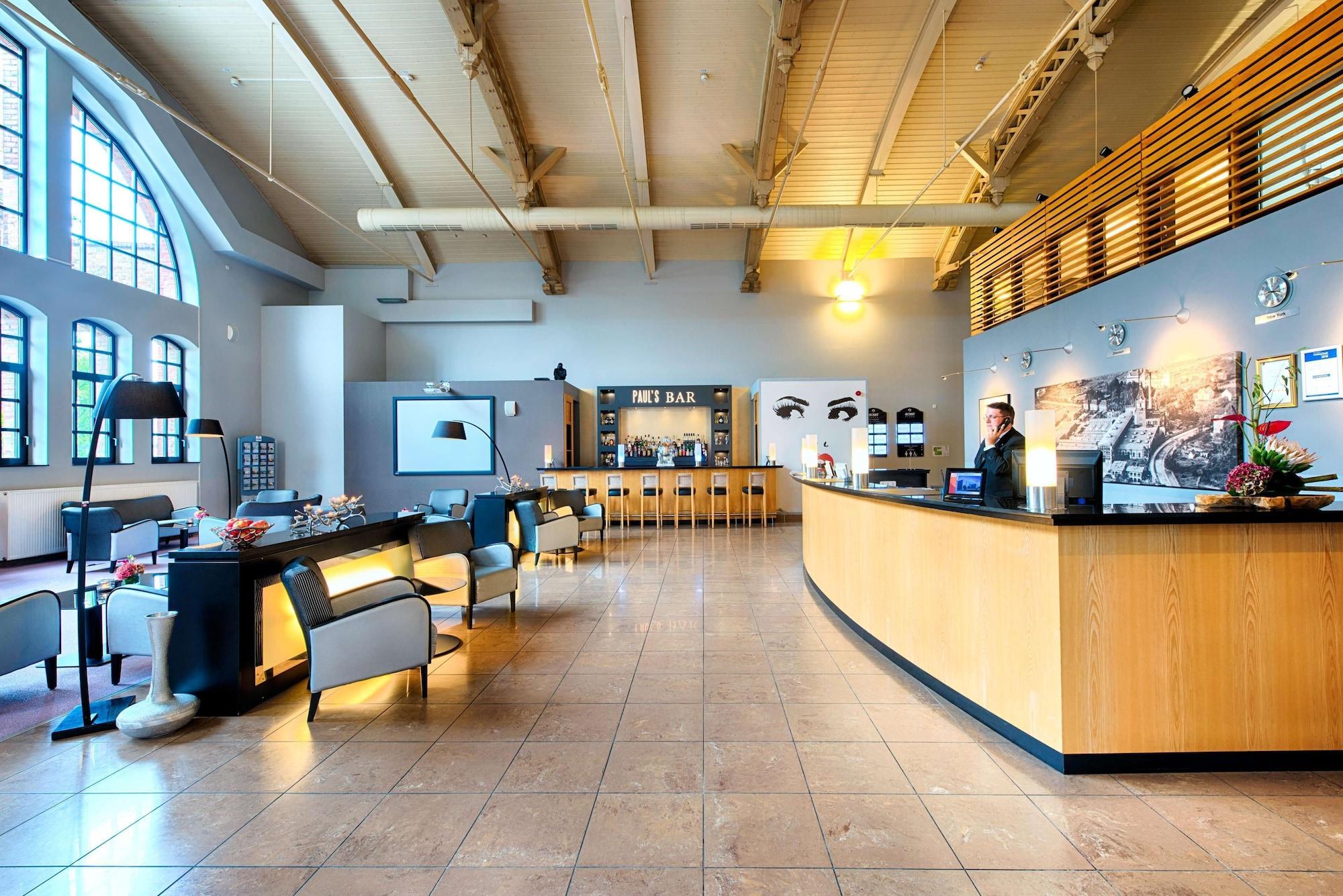 Vista Lobby Offenbach Plaza Hotel