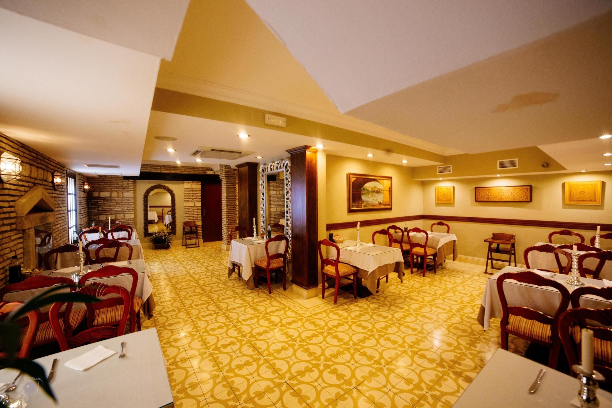 Bar/Salón Hotel Posada de Vallina by MiRa