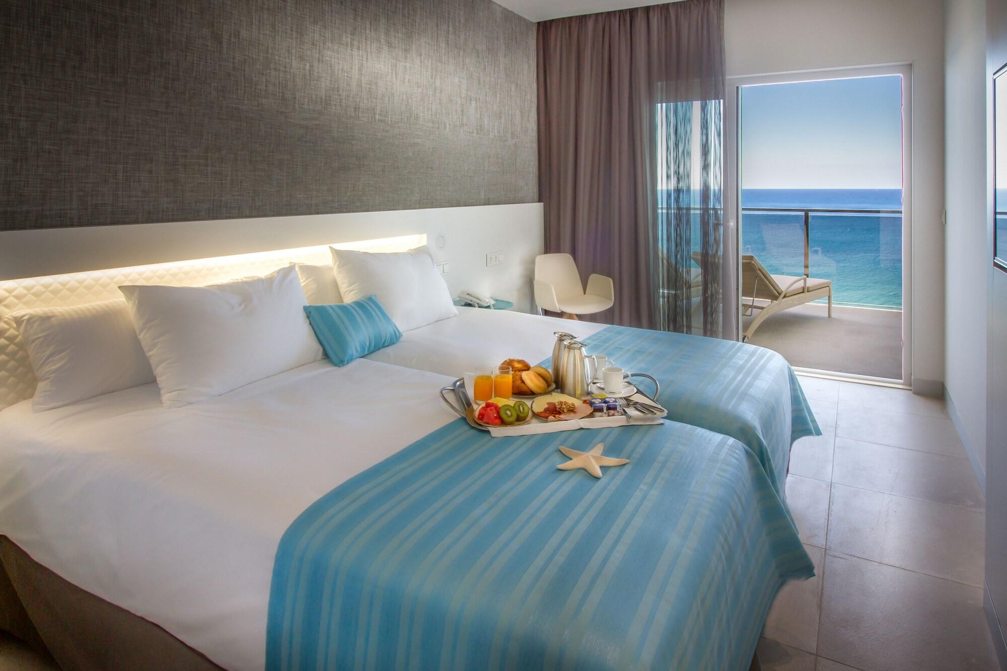 Habitación ESTIMAR Calpe Suitopia