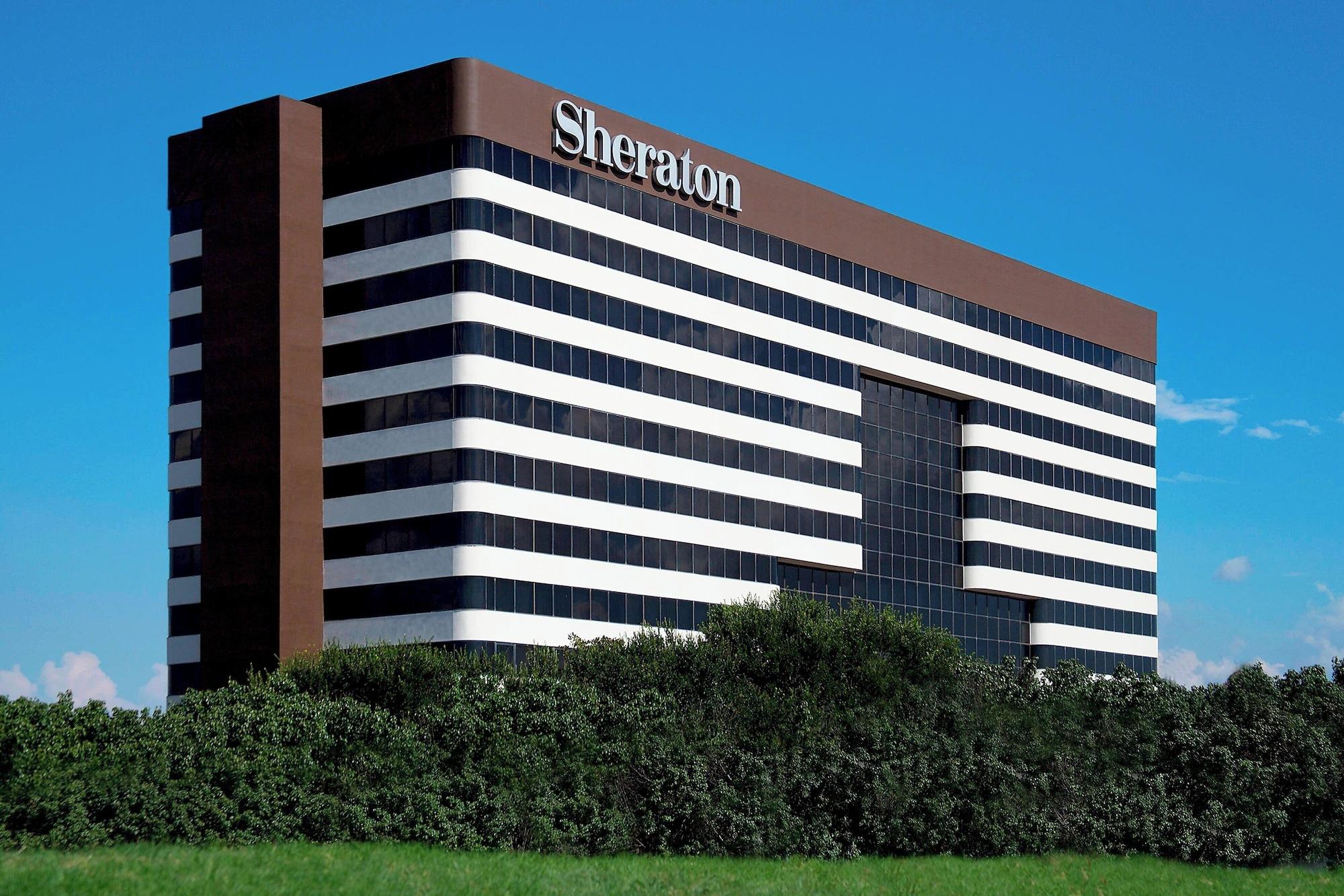 Vista Exterior Sheraton DFW Airport Hotel