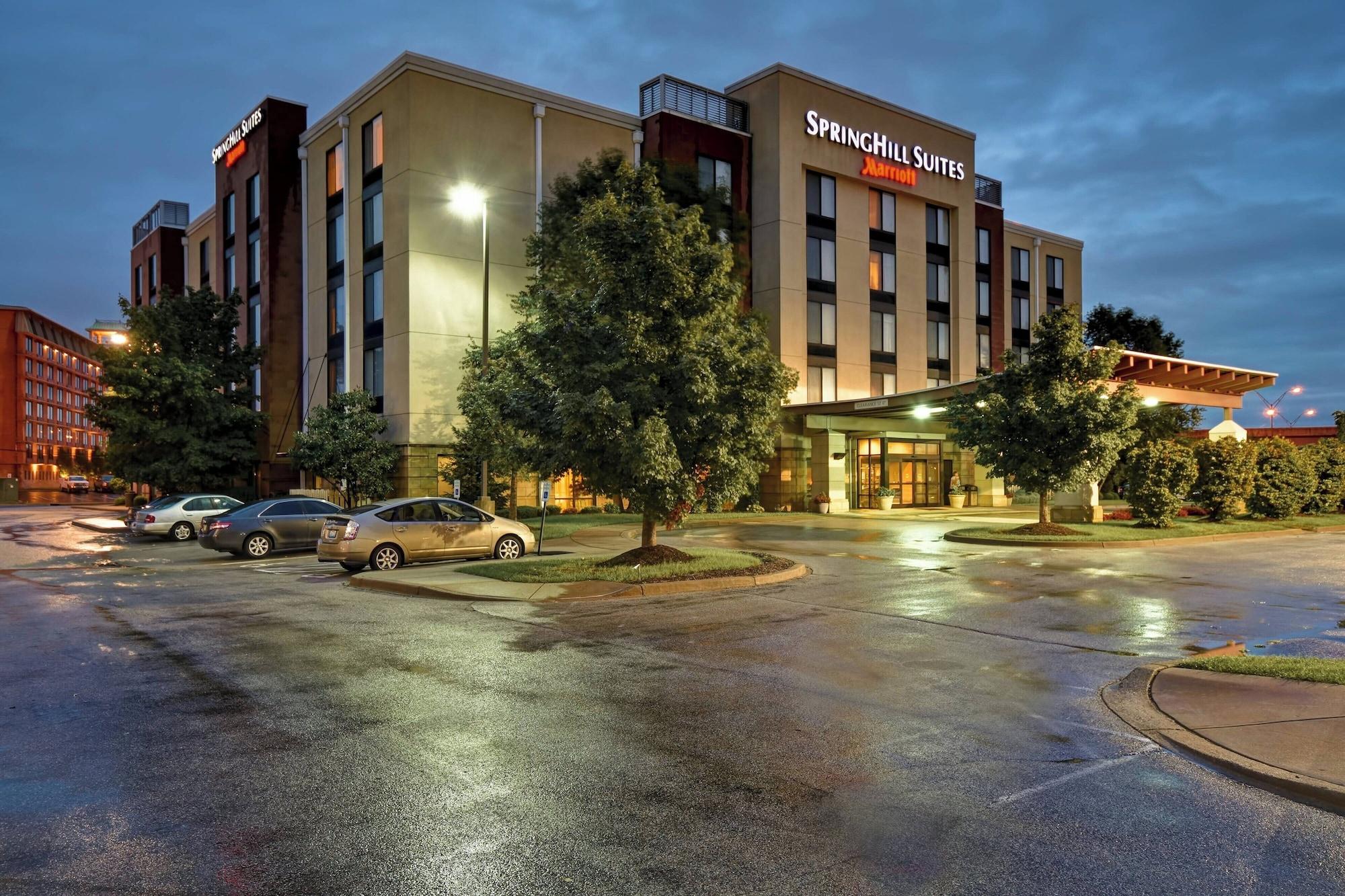 Vista Exterior Springhill Suites by Marriott Louisville Airport