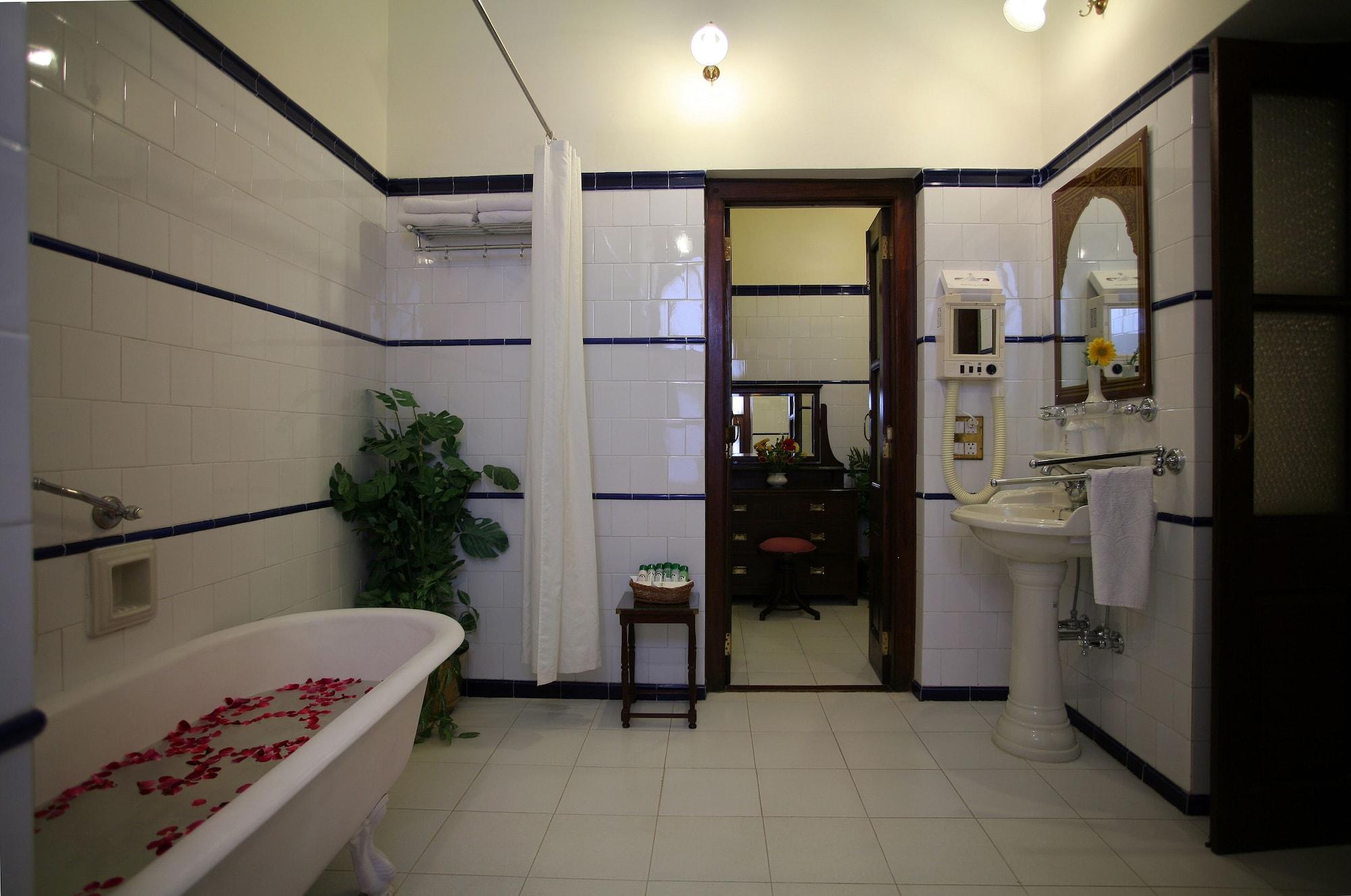 Equipamiento de Habitación Gajner Palace