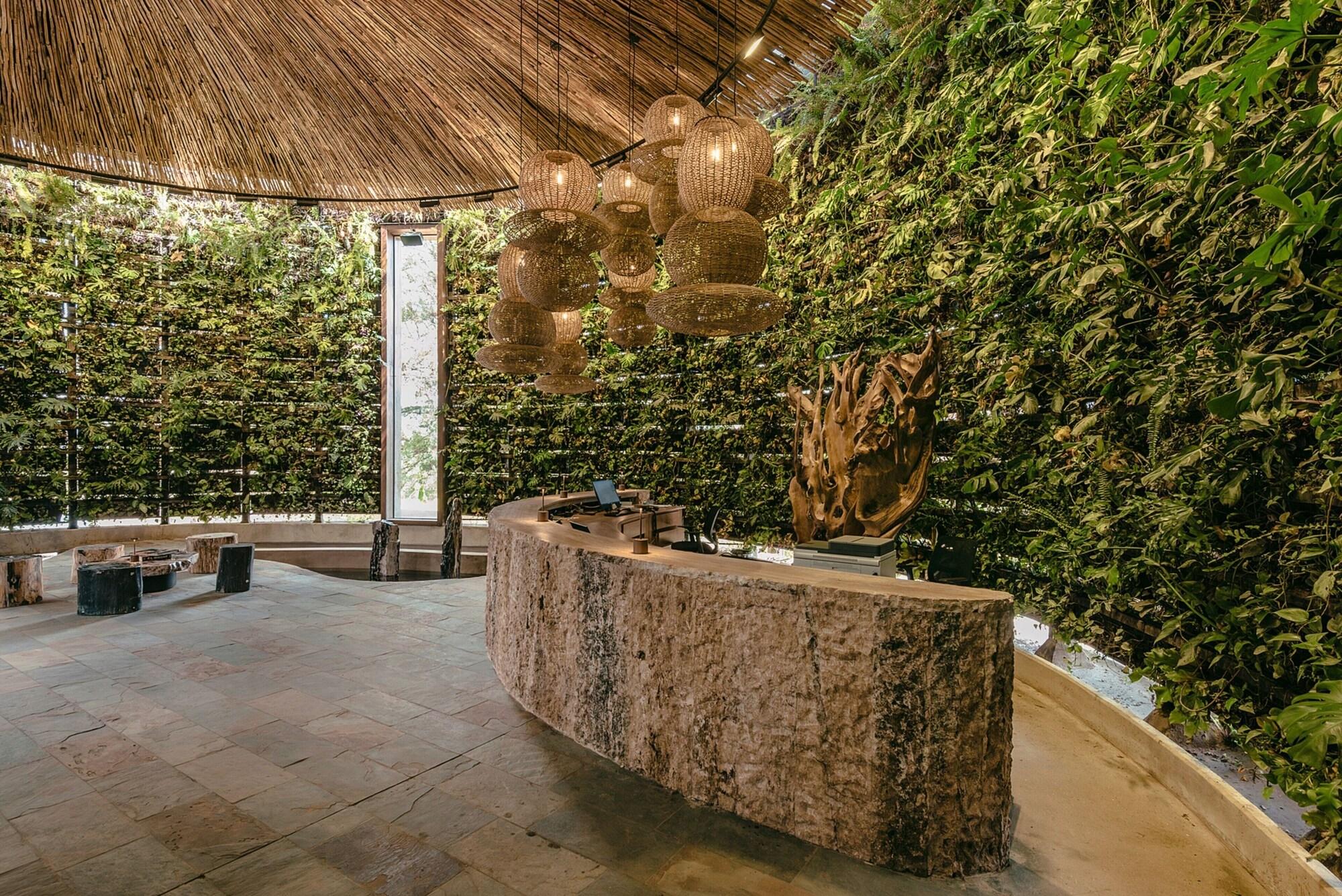 Vista Lobby The Brown, Guatape, Autograph Collection