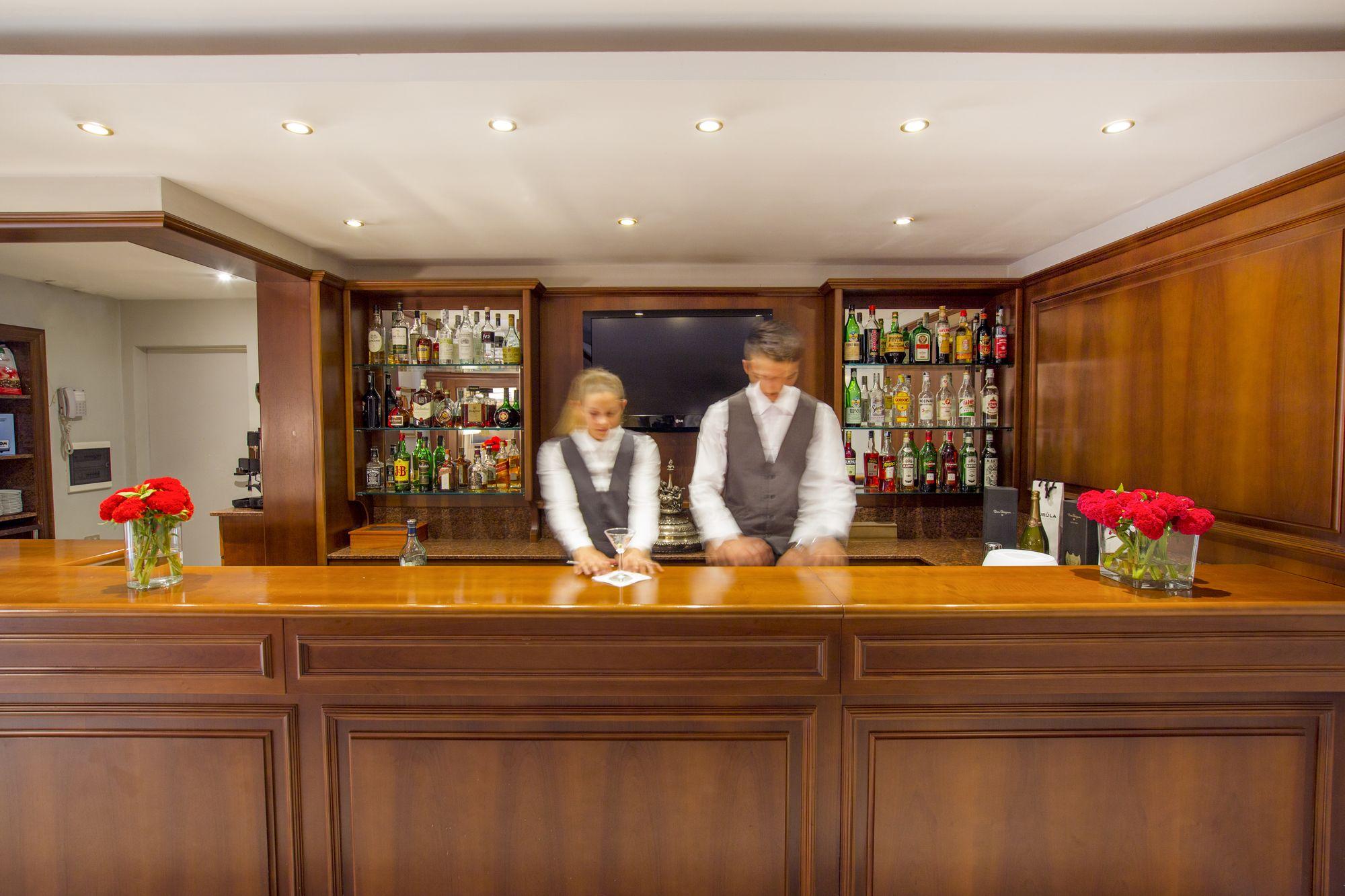 Bar/Salón Hotel Miramare