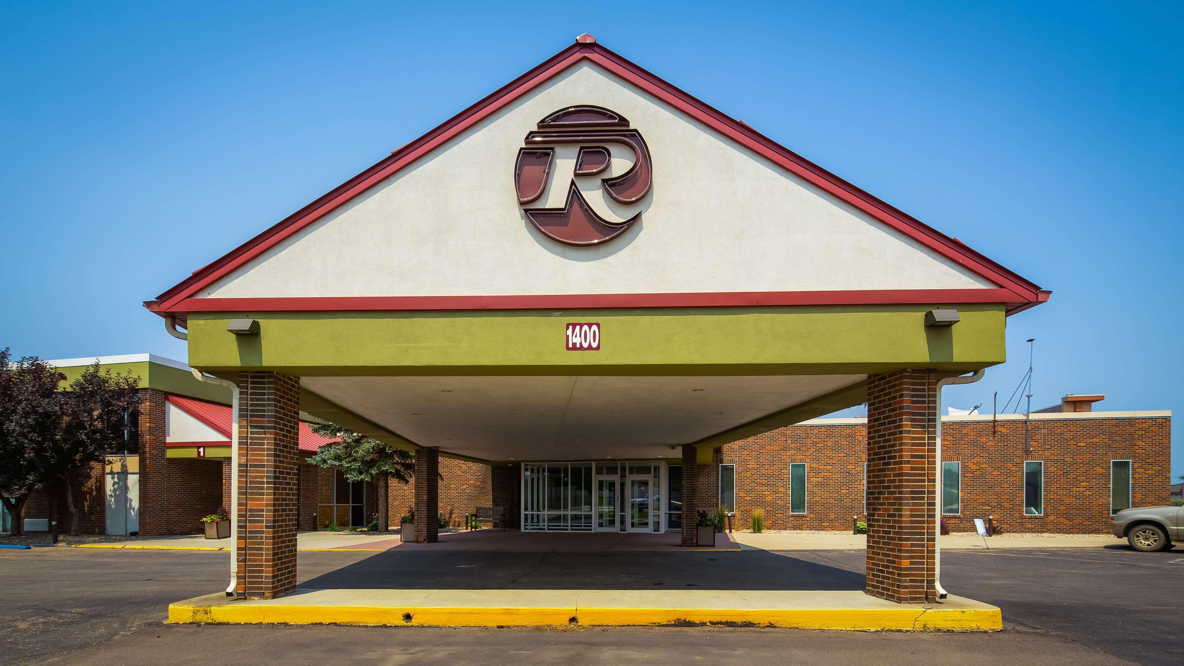 Vista Exterior Best Western Ramkota Hotel