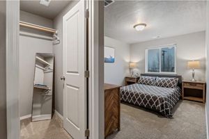 Alquiler Vacacional - Large Cottage Near Downtown, Beach & Skiing #116