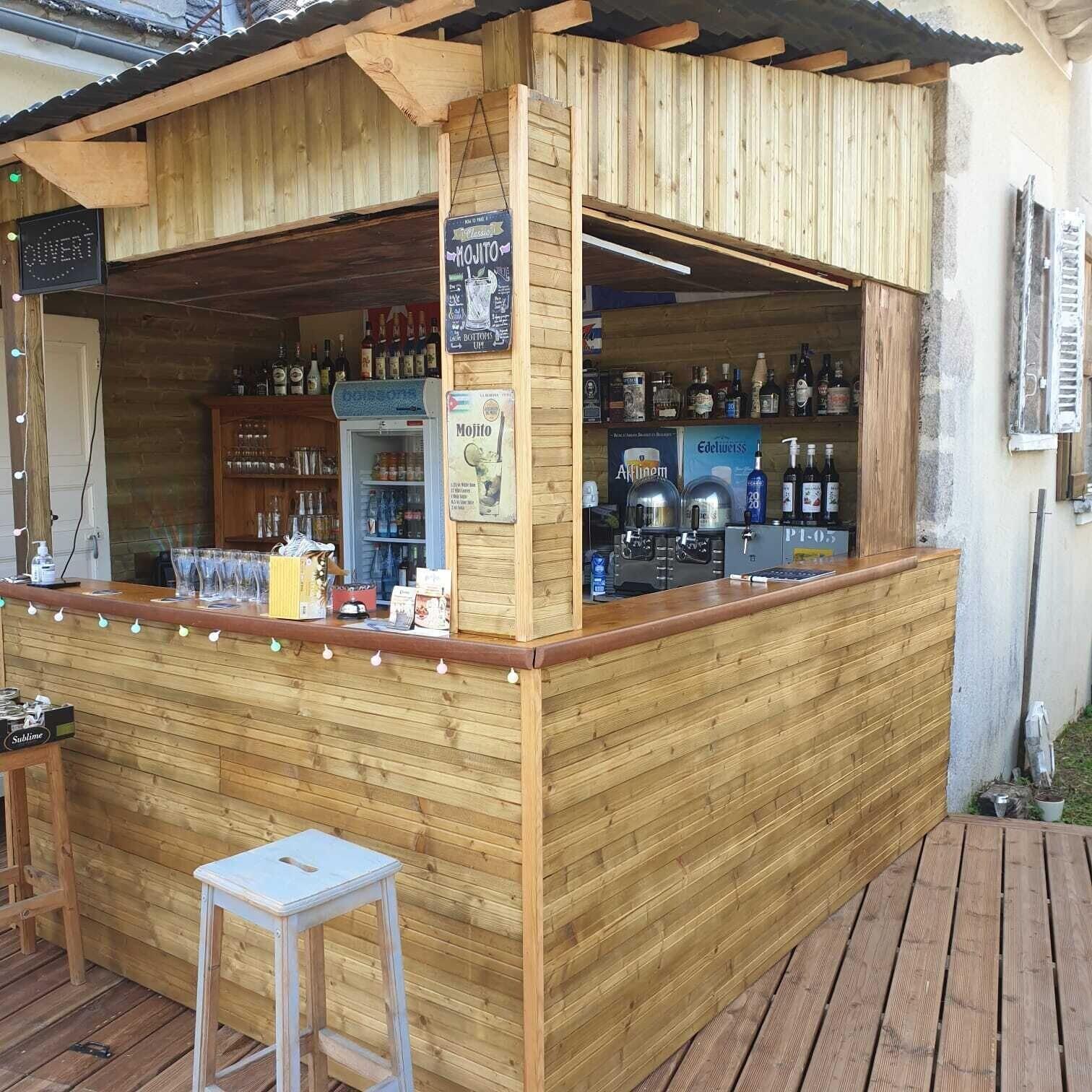 Vista Exterior Auberge st Julien aux bois