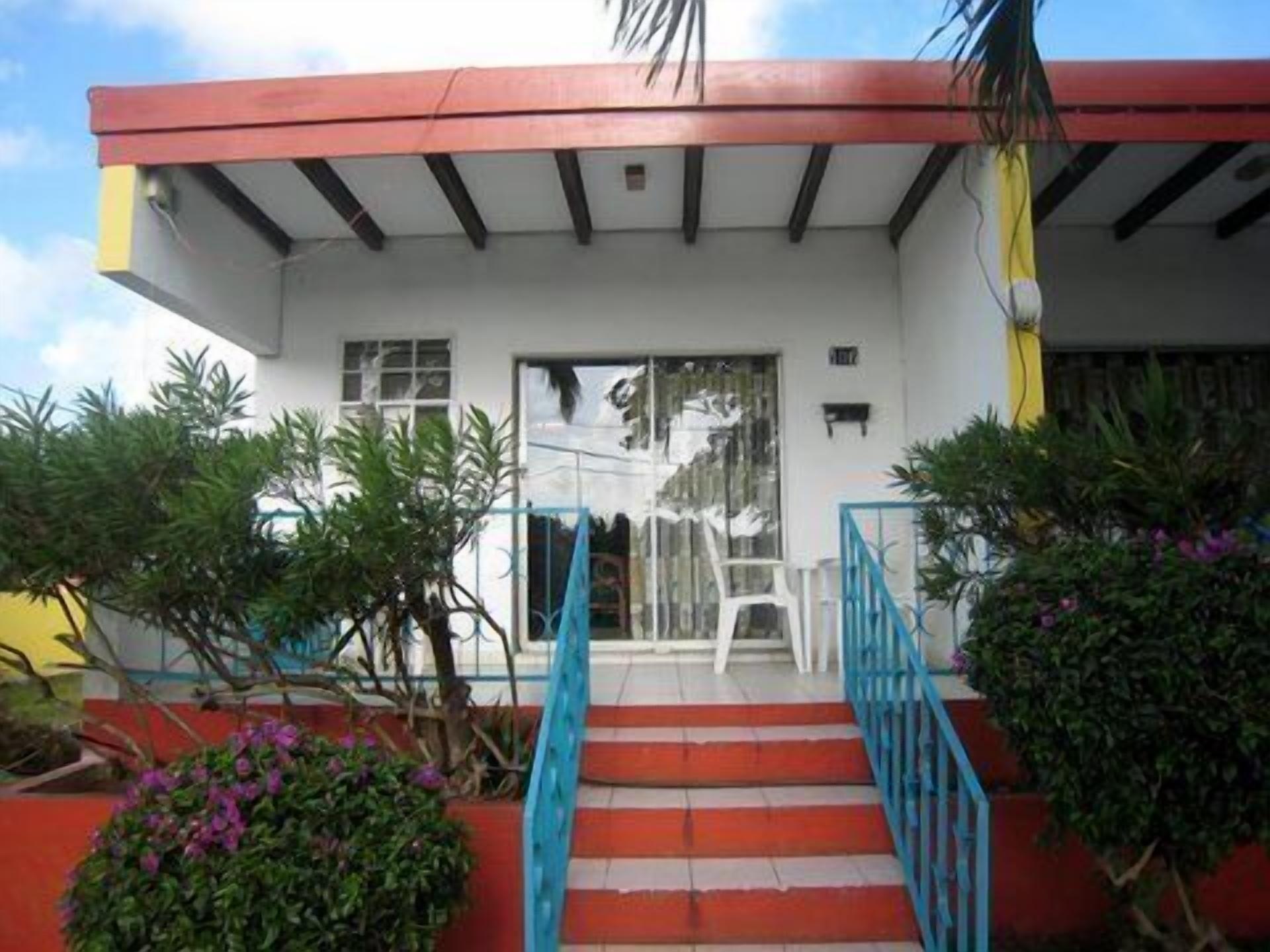 Varios Alablanca Apartments, Residents Inn