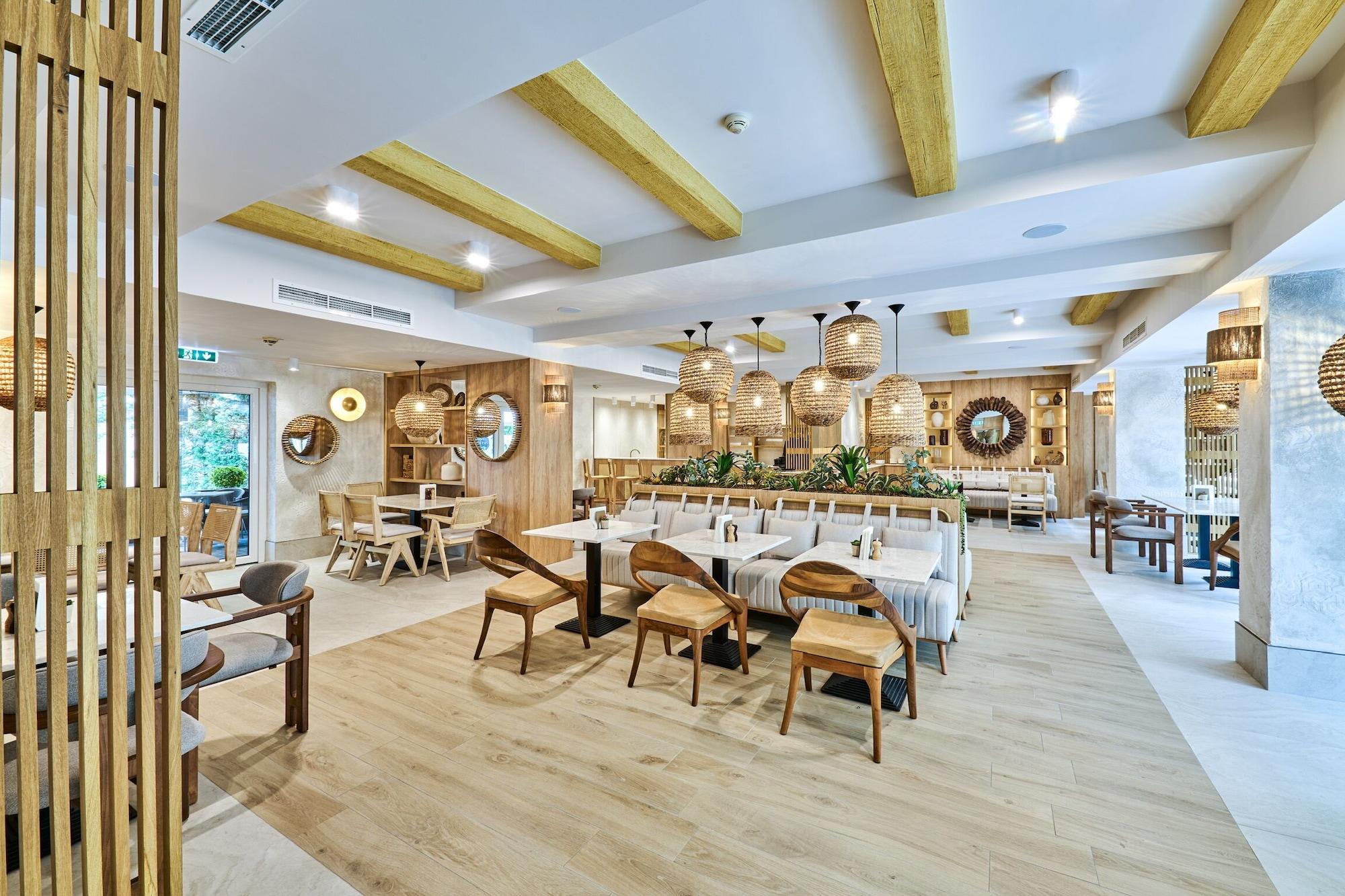 Restaurant Serenity Hotel