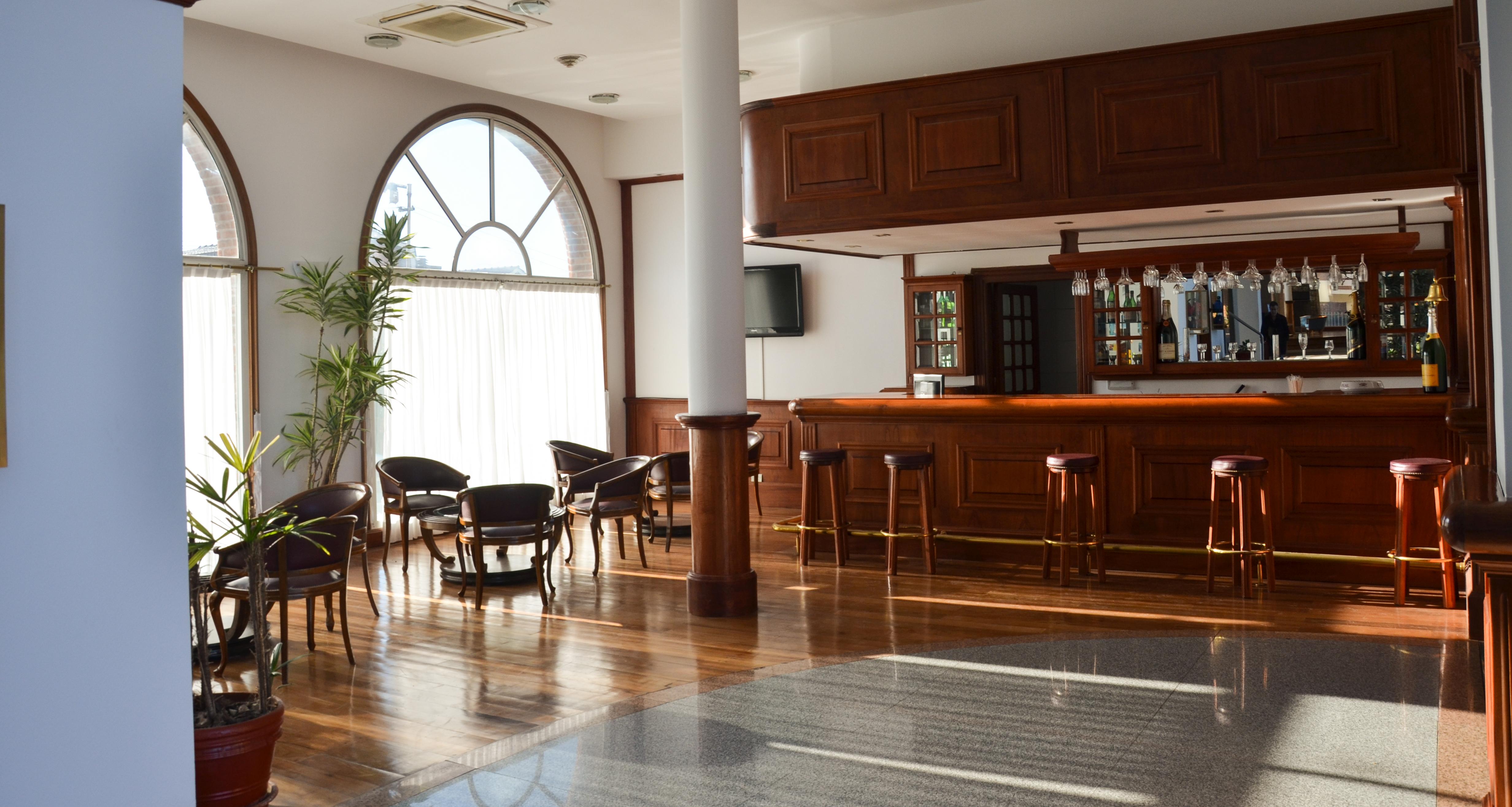 Vista Lobby Hotel Reviens