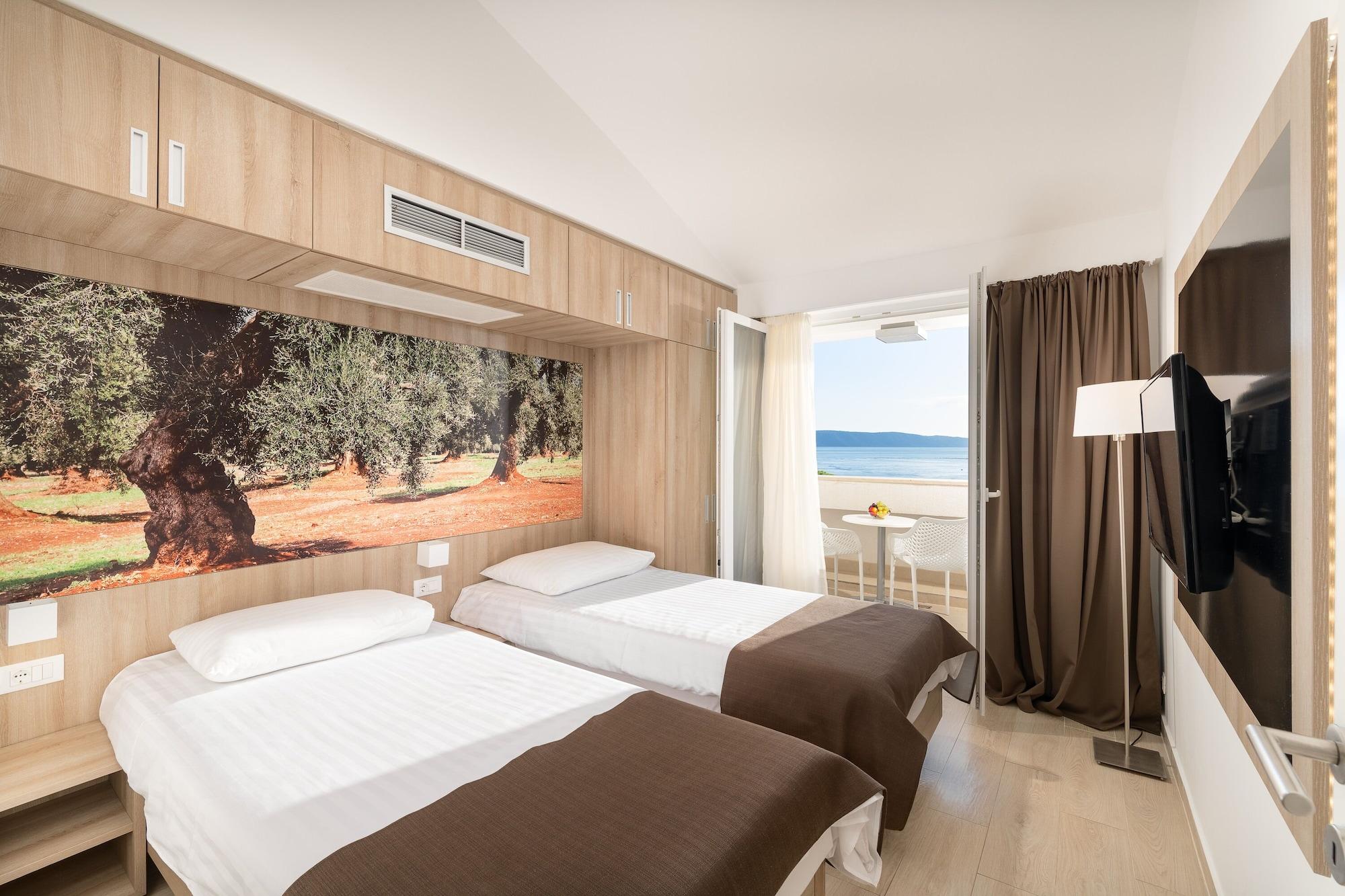 Habitación Medora Auri Family Beach Hotel