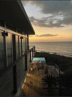 Renta Vacacional - Ocean Villa. 100feet from beach and private