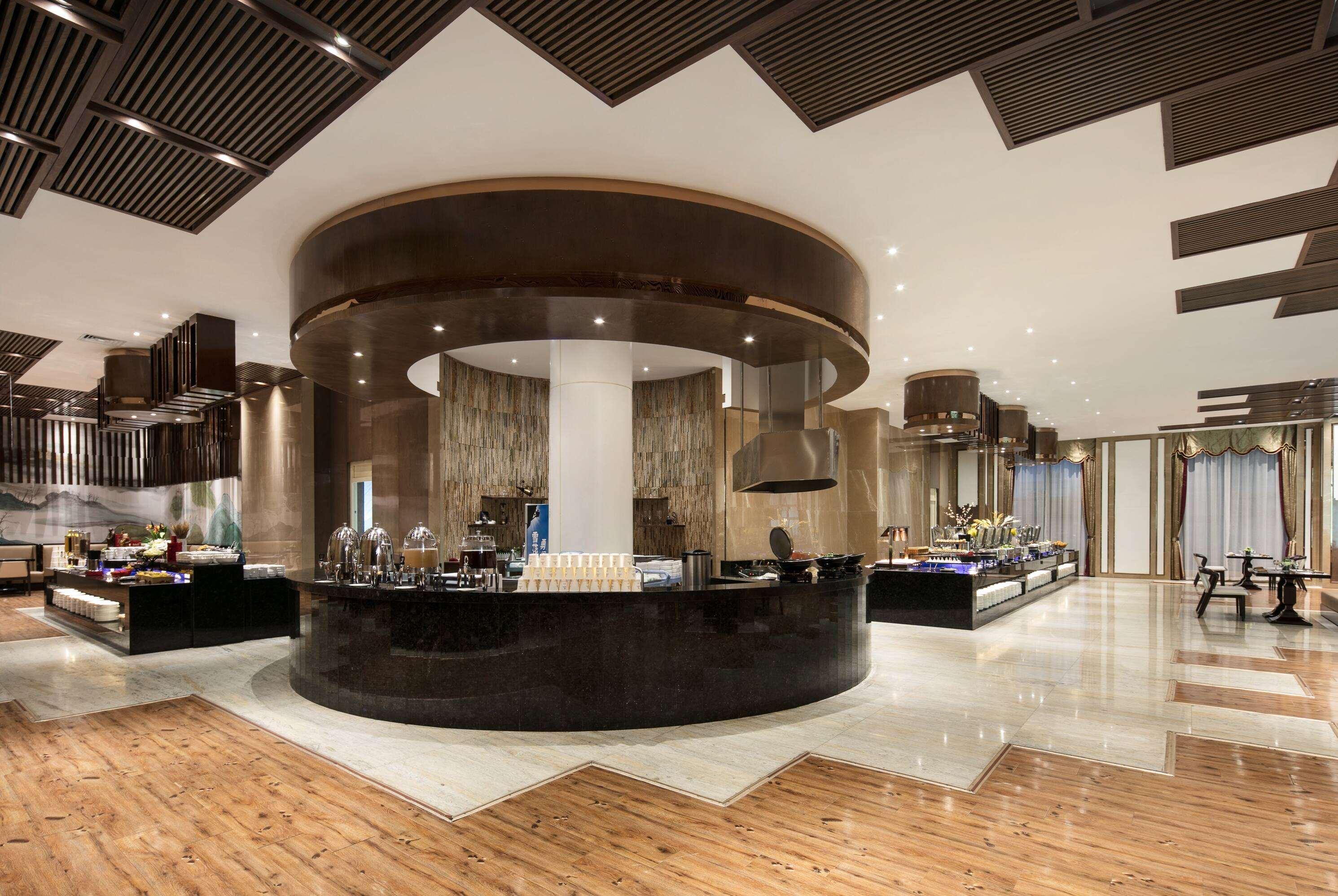 Restaurant Ramada by Wyndham Wuhan Dongxihu