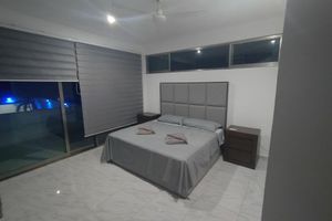 Alquiler Vacacional - Spacious 4-bedroom house with 2 pools, AC in enchanting Cancún