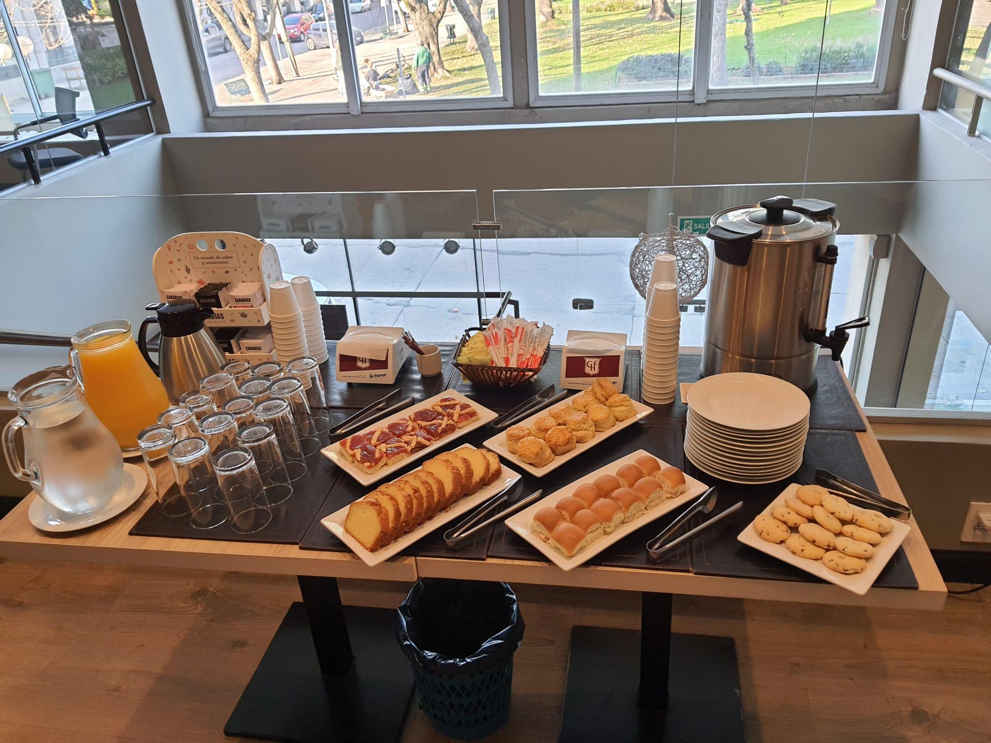 Sala de Reuniones GRAN HOTEL FLORES