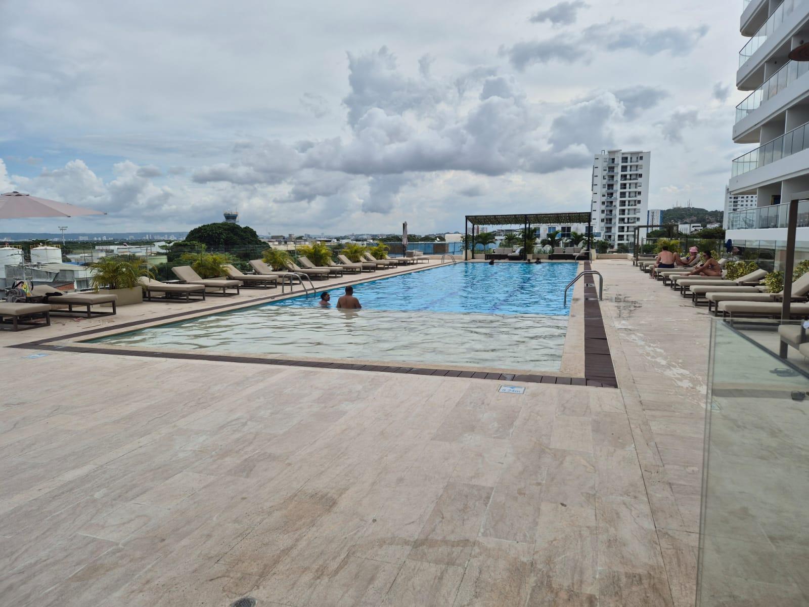 Vista Piscina Suit elegante, cómodo y exclusivo en Cartagena