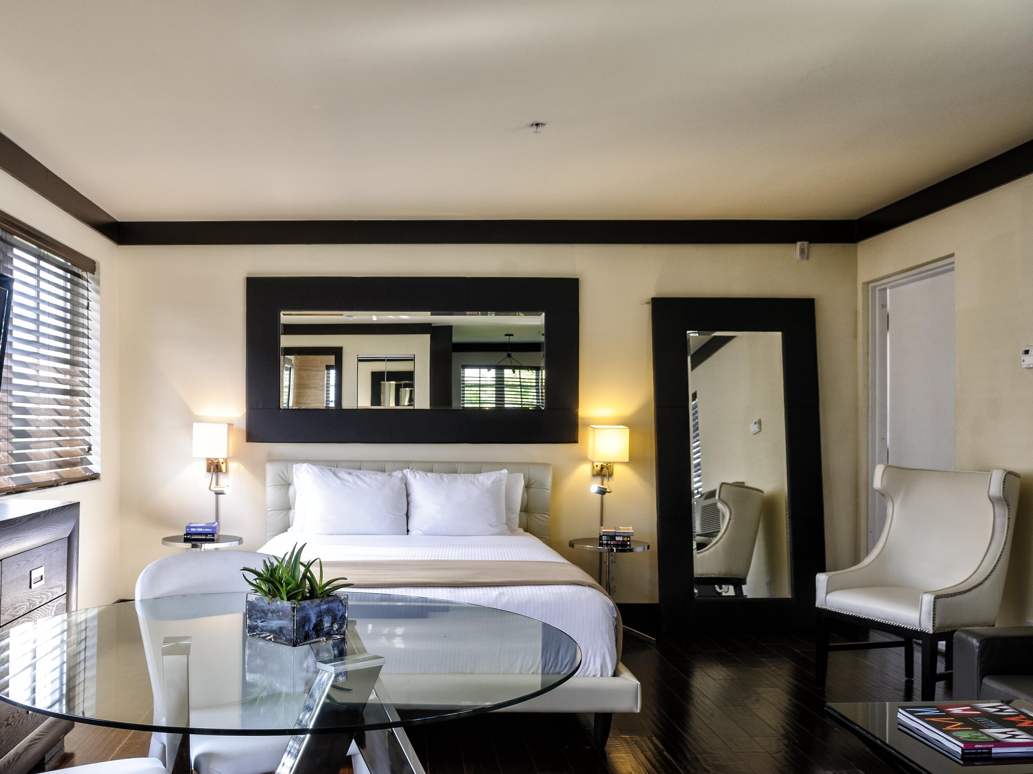 Hotel Lincoln Arms Suites