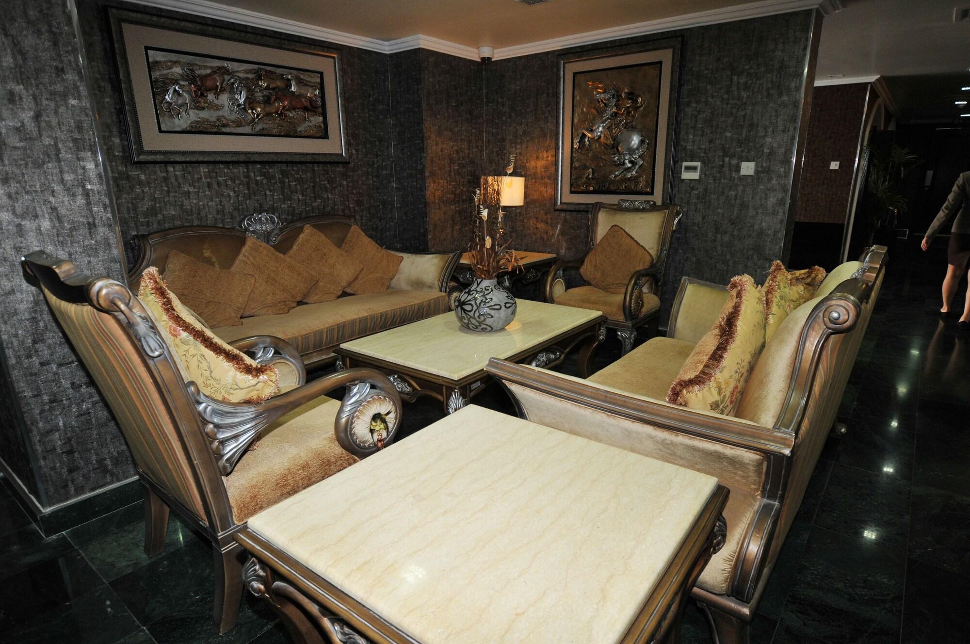 Varios Center Ville Hotel