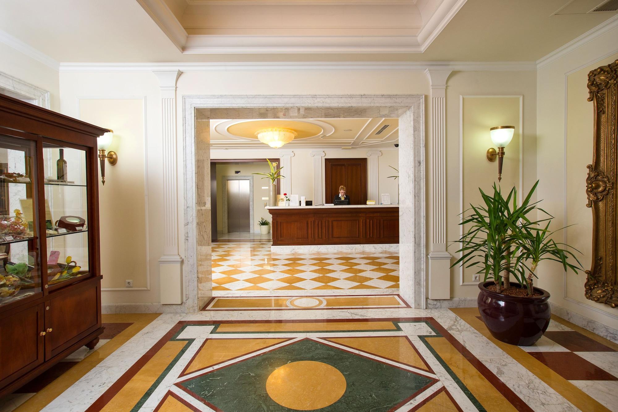 Vista Lobby Amadria Park Hotel Agava