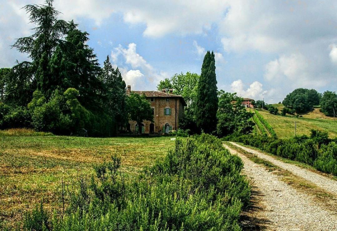 Varios Galluzzo Ancient Country Villa
