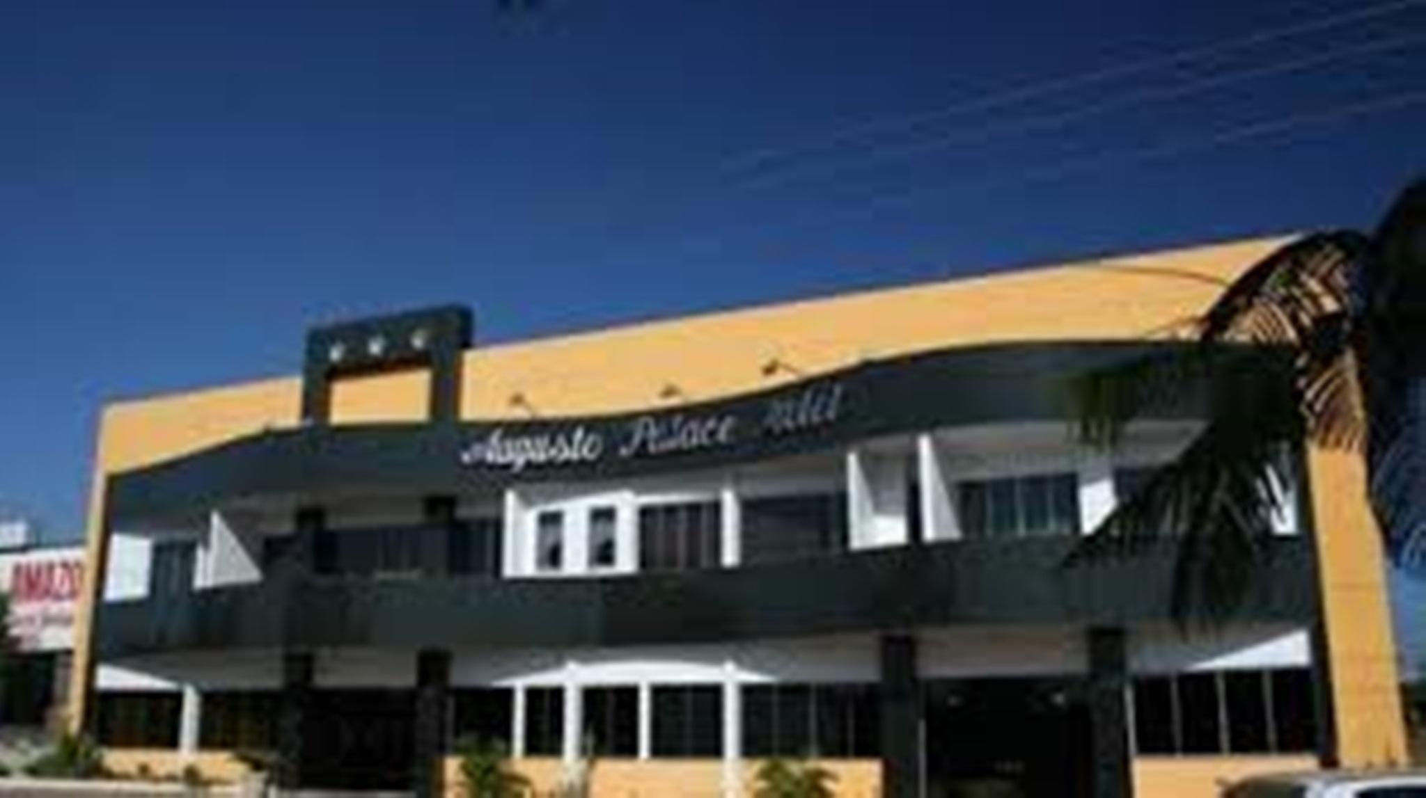 Vista Exterior Augusto Palace Hotel