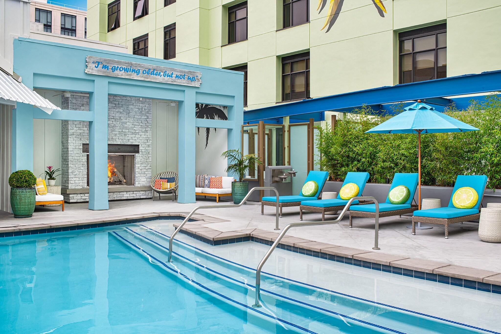 Vista Exterior Margaritaville Hotel San Diego Gaslamp Quarter