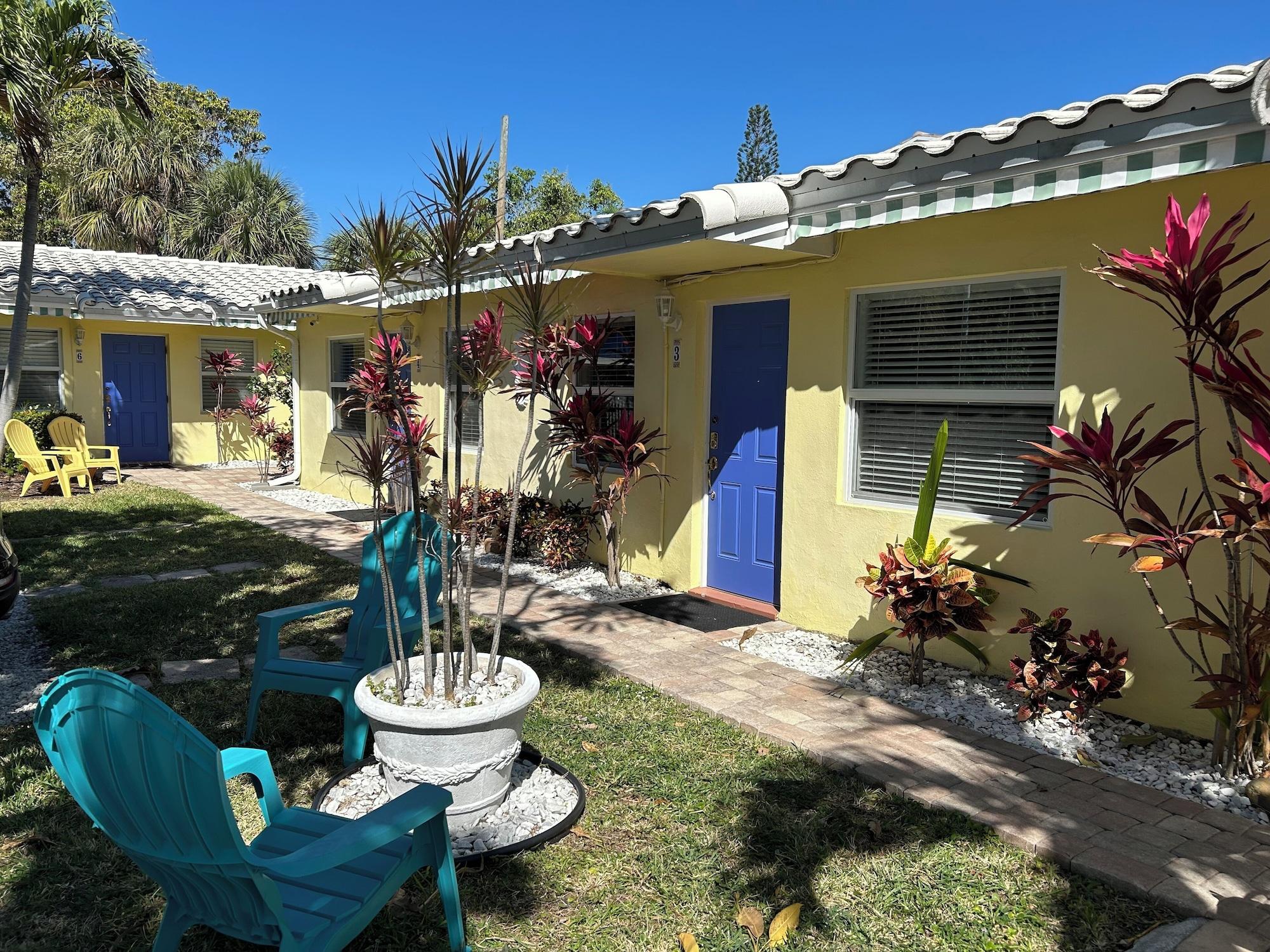 Vista Exterior Bahama Beach Club Pompano
