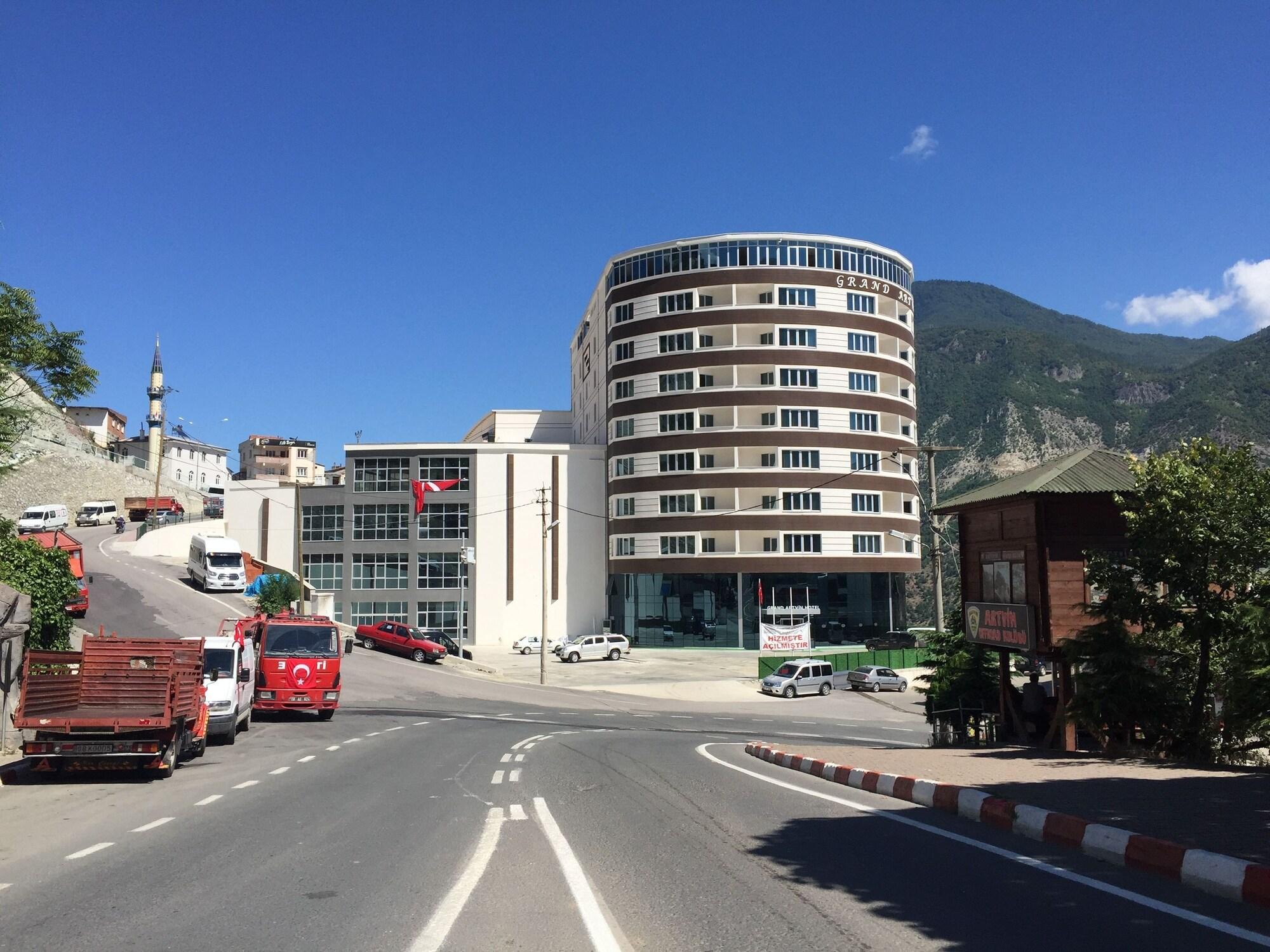 Varios Grand Hotel Artvin