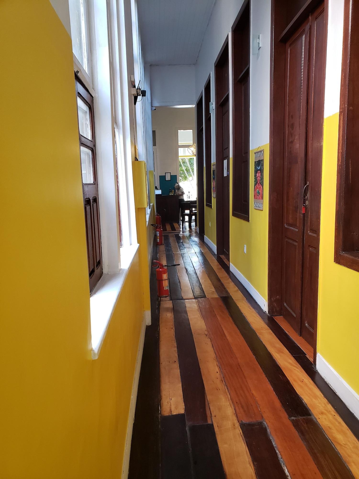 Varios Antonieta Hostel