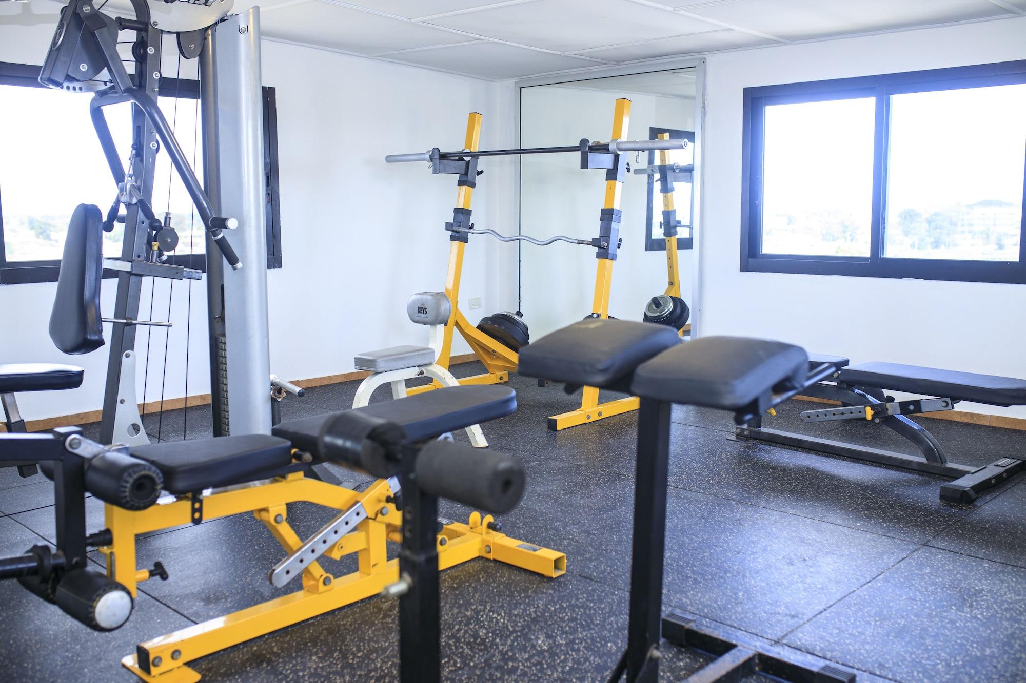 Gimnasio Sunset Inn Guest House