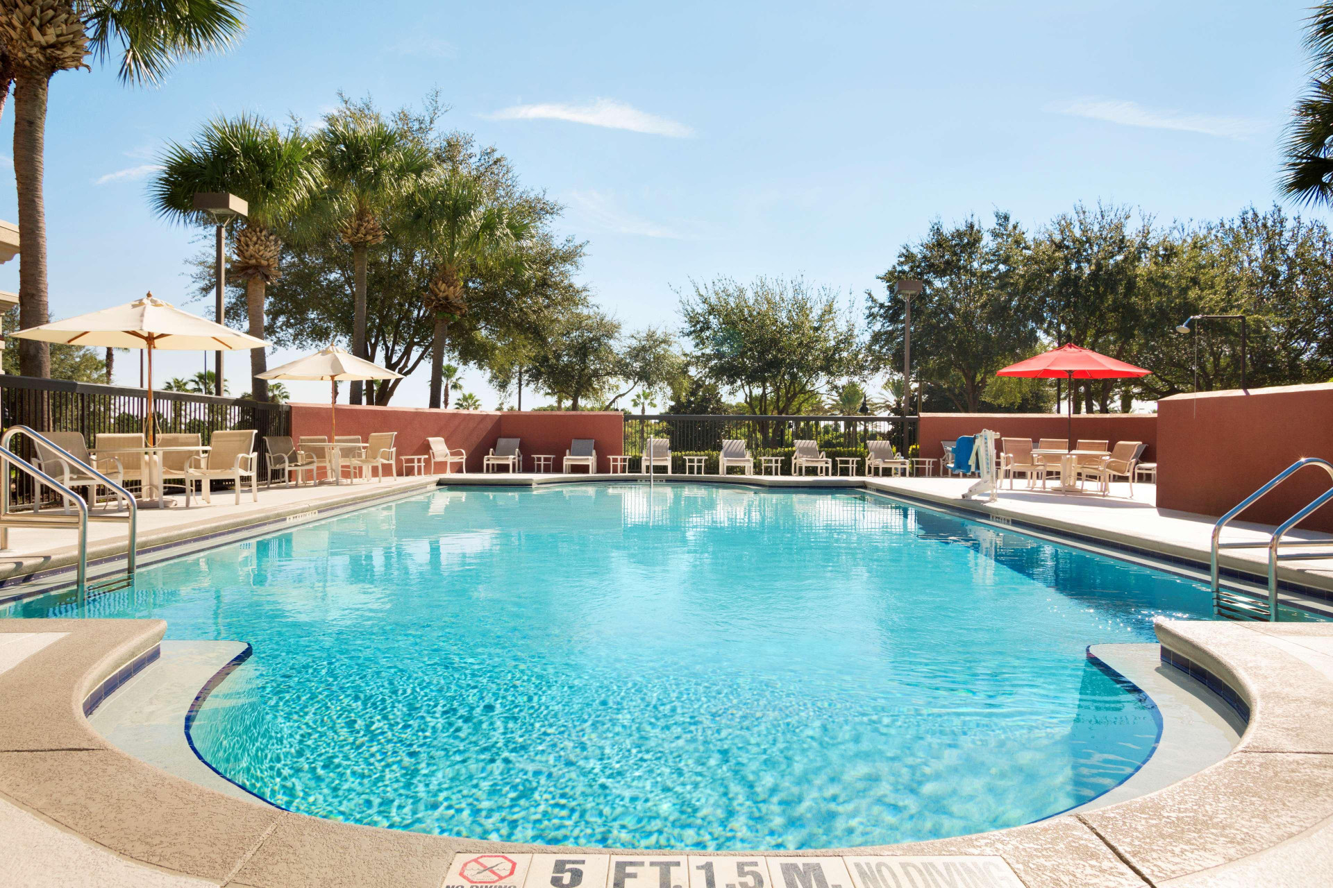 Vista Piscina Hampton Inn Orlando International Drive/Convention Center