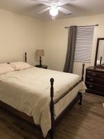 Alquiler Vacacional - 3 bed, 2 bath private wooded retreat on 12 acres