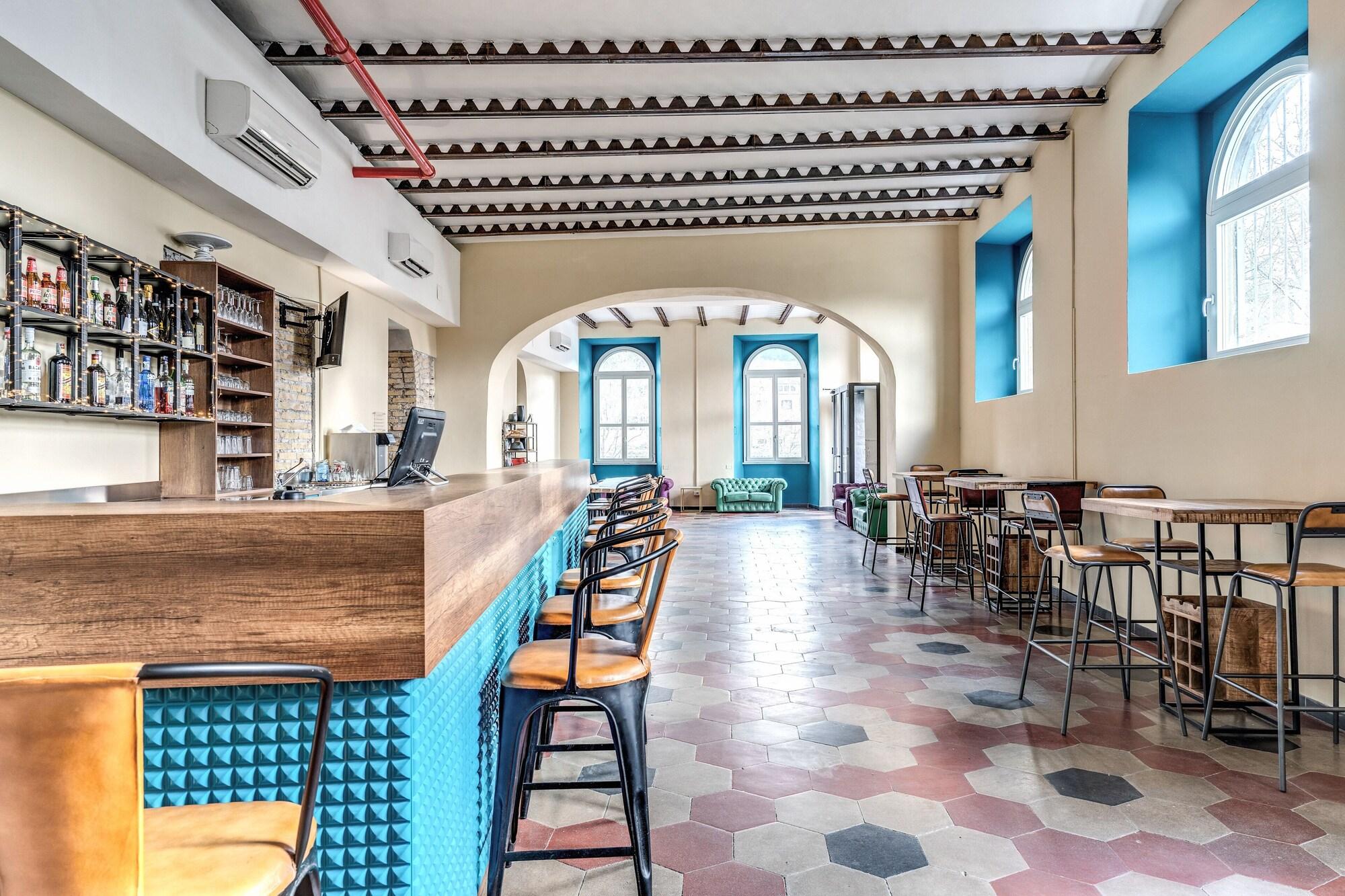 Varios Borgo Ripa Urban Travel