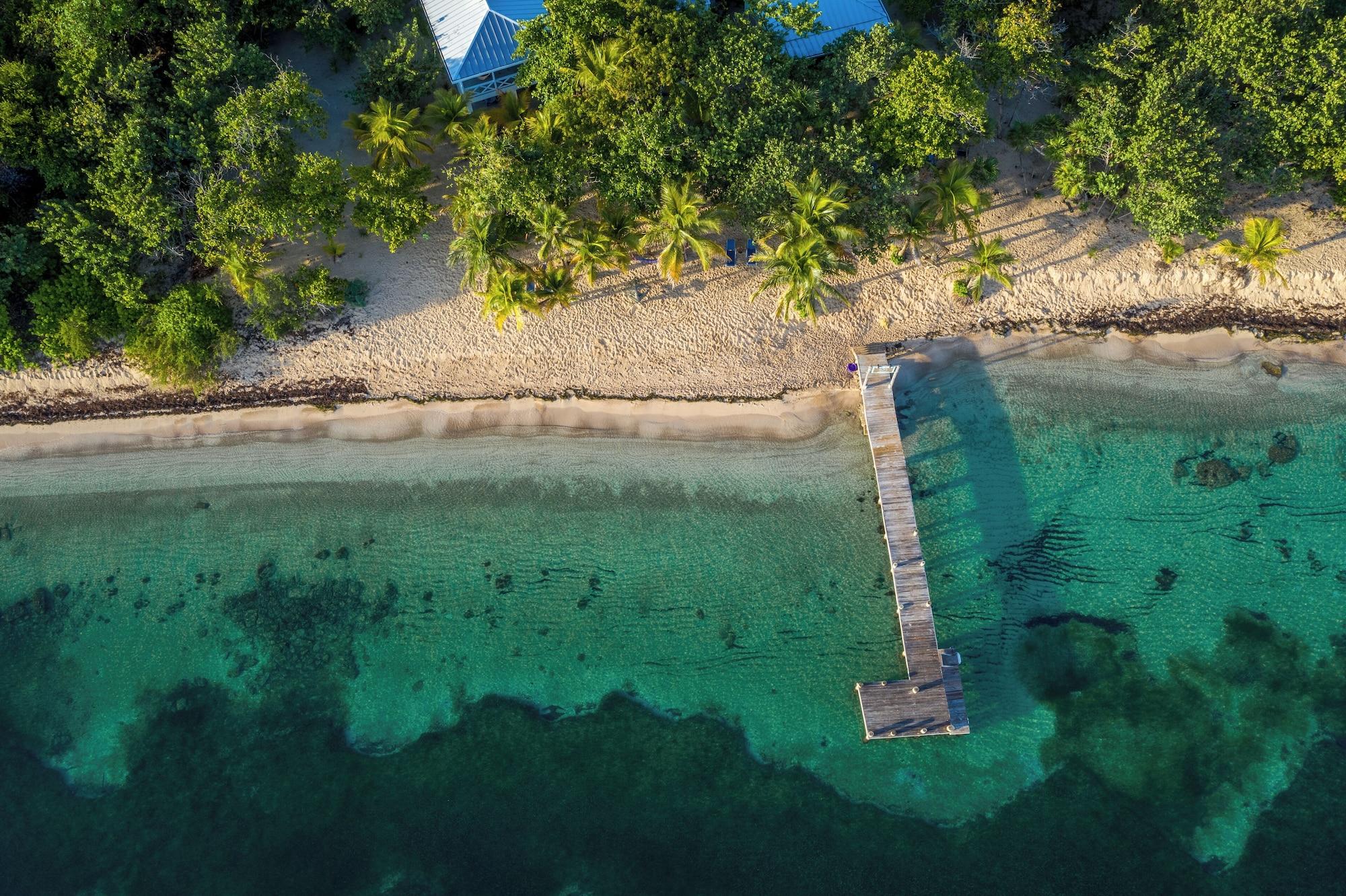 Varios CAMP BAY LODGE