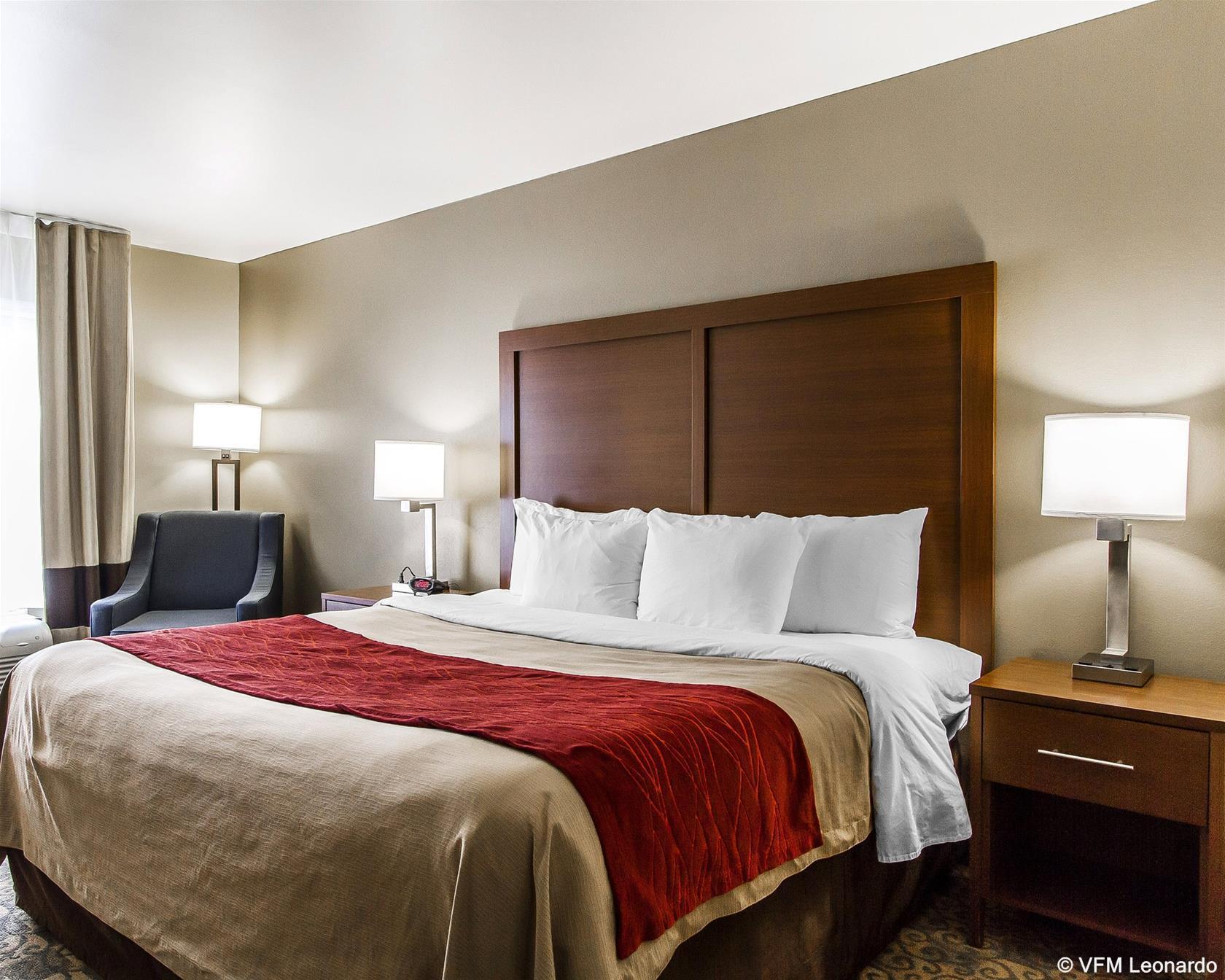 Vista Exterior Comfort Inn Brunswick - Freeport