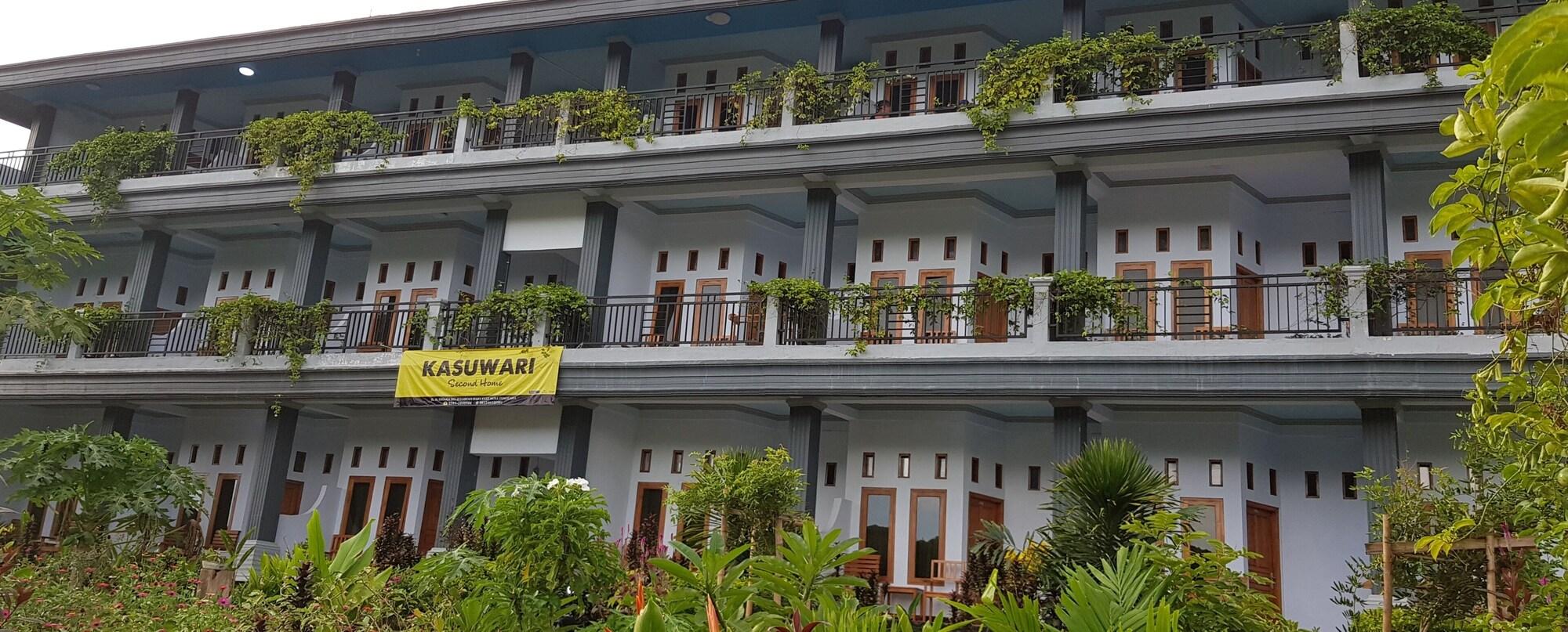Varios Kasuwari Hotel