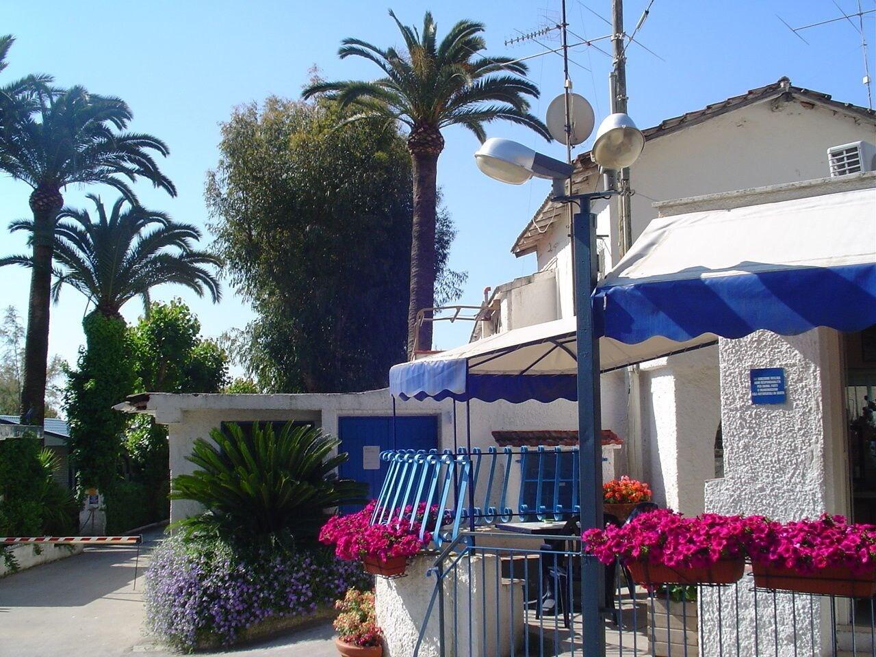 Vista Exterior Le Palme Village