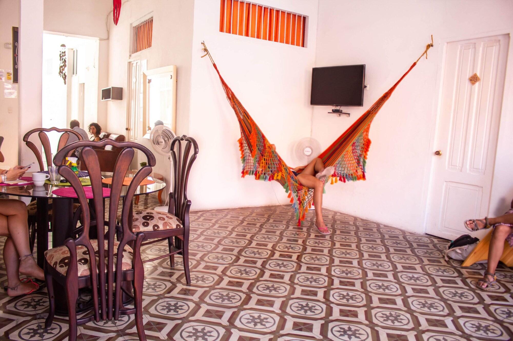 Sala de Reuniones Hostal Badillo SV
