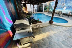 Alojamiento - Poseidon Party Hotel In Downtown