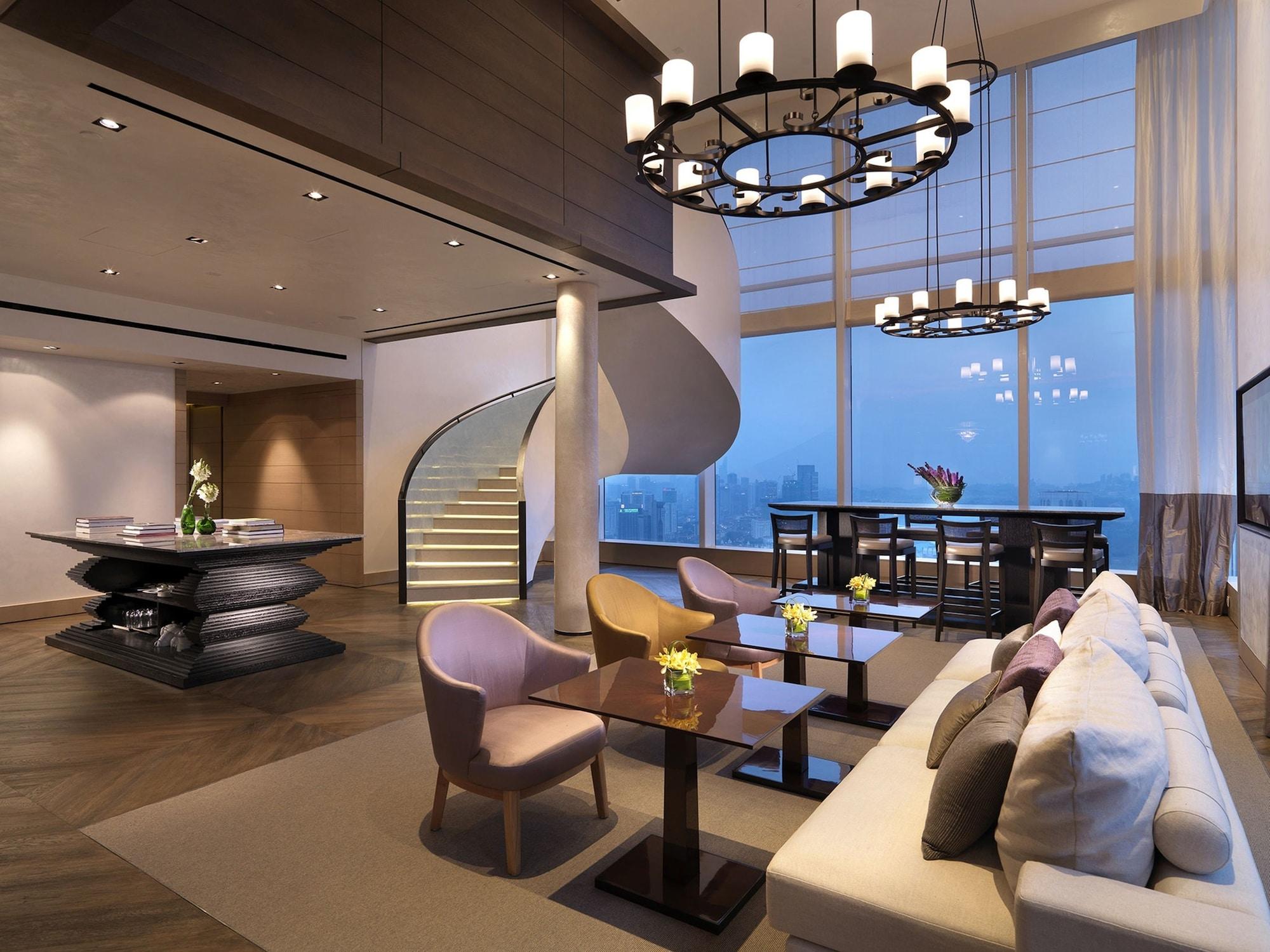 Restaurant Lanson Place Bukit Ceylon