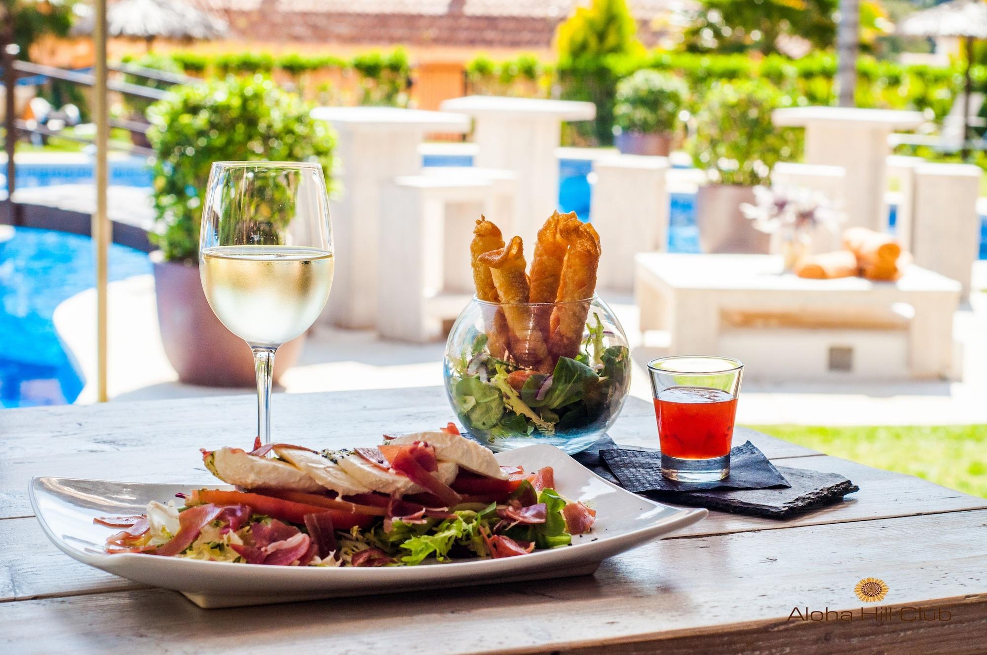 Restaurant Aloha Hill Club Golf & Spa Apartments