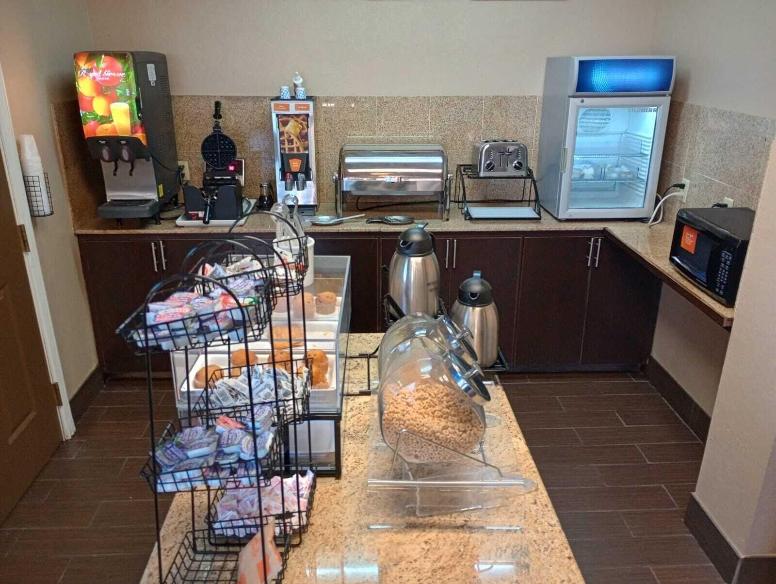 Restaurant SAMIR Stay at NW Expressway